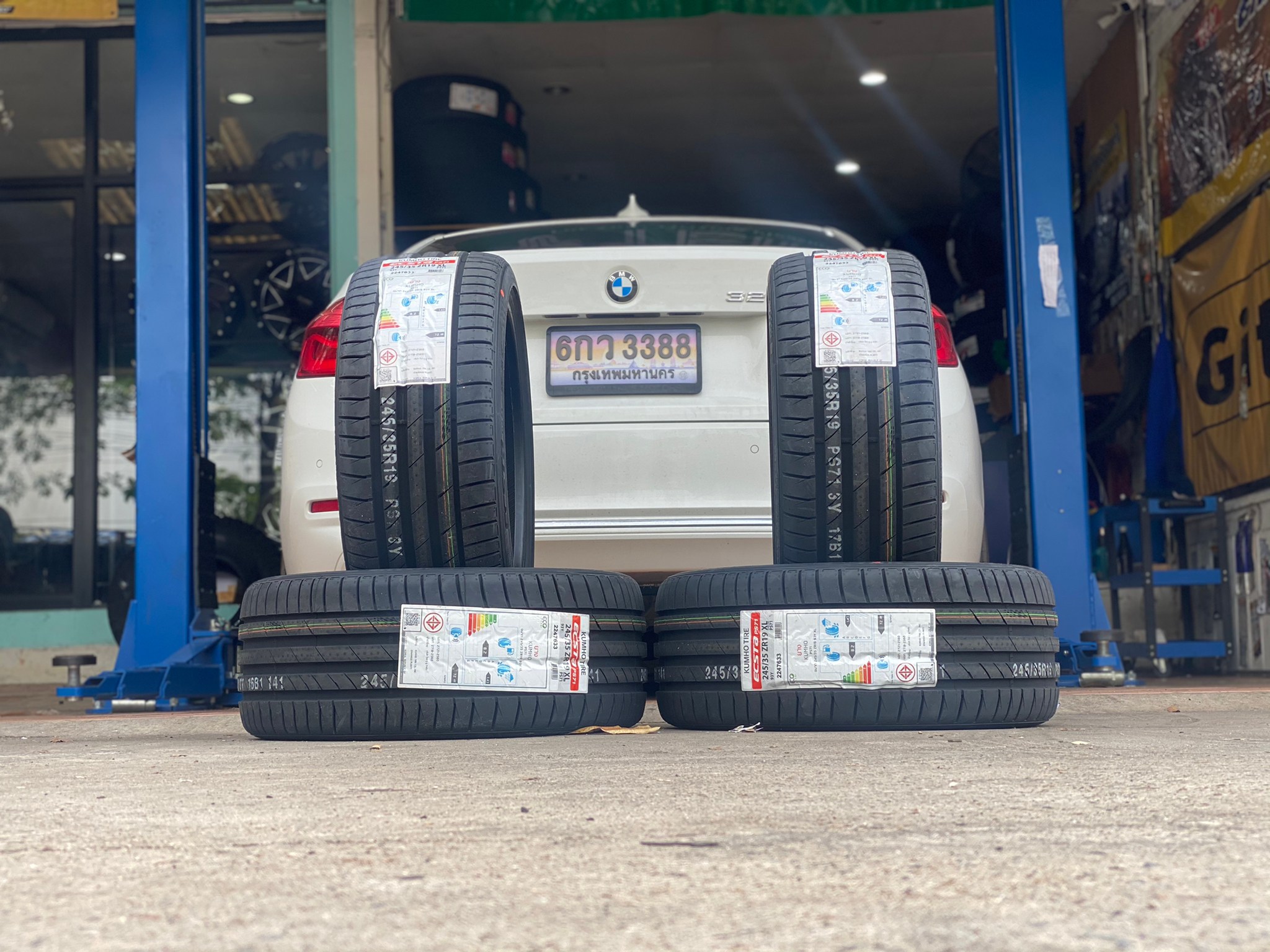 KUMHO PS71 275/45-18 ราคาพิเศษที่ STEP9