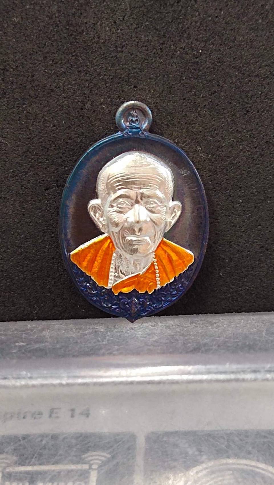 ชุดกรรมการบุญกฐินเล็ก เหรียญที่ระลึก อายุวัฒนมงคล บุญกฐิน พ.ศ. 2564 พระครูมงคลจันทโชติ (หลวงปู่จันทร์ โชติโก) วัดน้ำแป้งวราราม