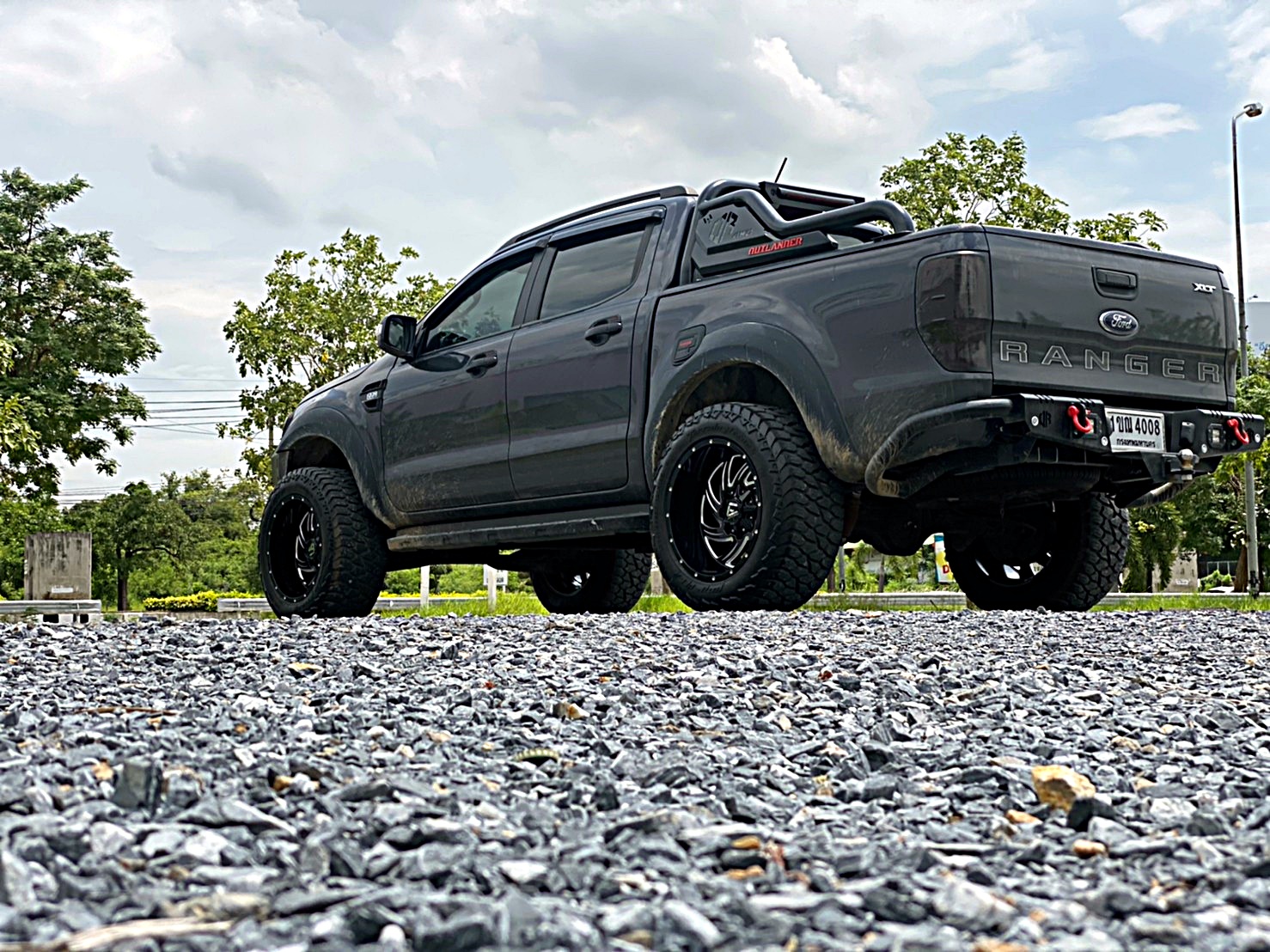 FORD จัดชุดใหม่ ทรงเมกาที่ STEP9