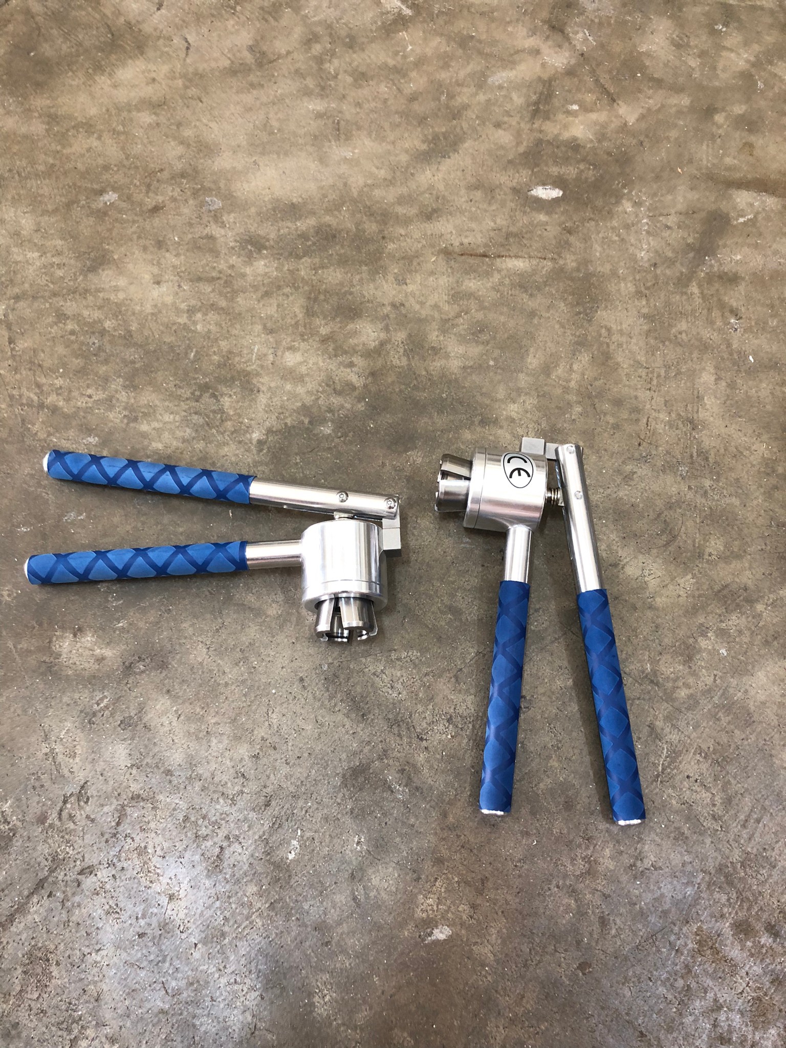 16265 ZS-PBC1 เครื่องปิดฝาขวดน้ำหอม หนีบฝาขวดน้ำหอม หนีบง่ายสะดวก