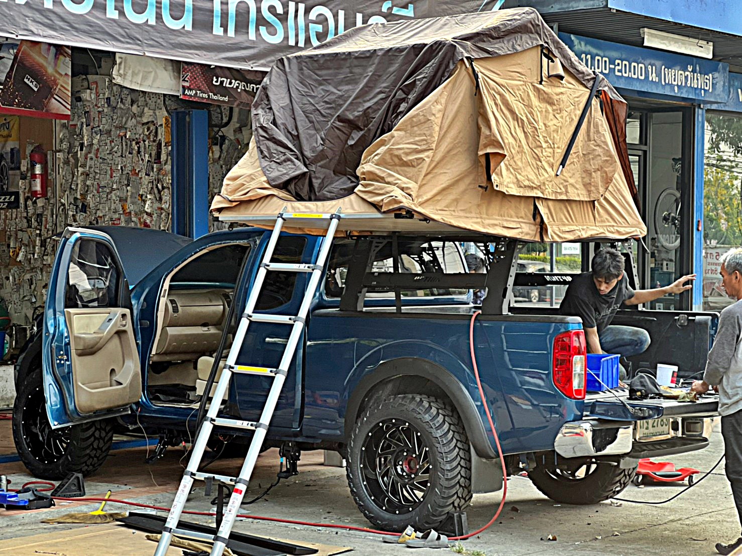 NISSAN_NAVARA_แปลงร่าง ทรงเมกา