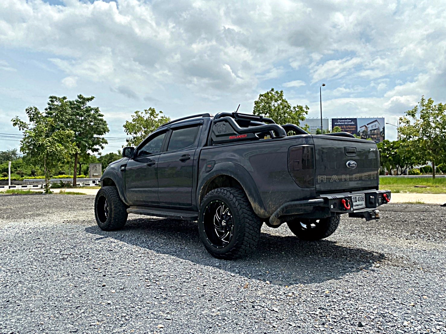 FORD จัดชุดใหม่ ทรงเมกาที่ STEP9