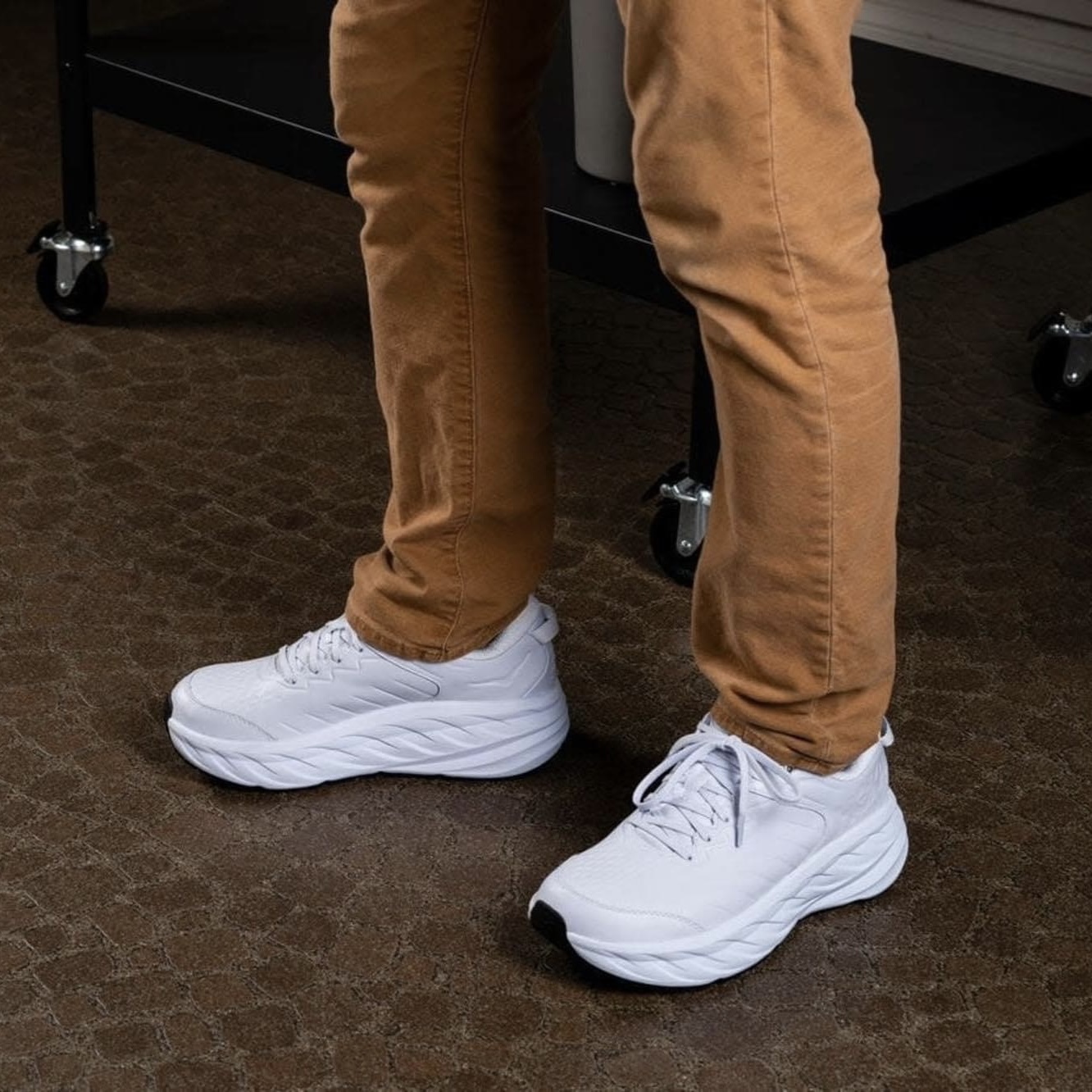 รองเท้า HOKA Bondi SR ‘TripleWhite’ (M10.5US)