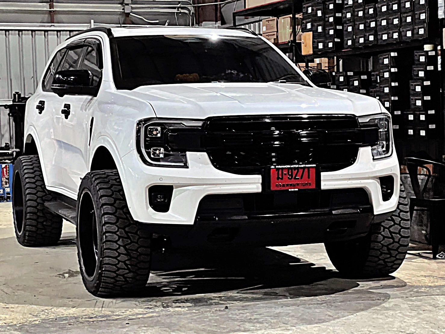 FORD EVEREST NEXTGEN ล้อแท้ HOSTILE H120 ขอบ22 ที่ STEP9