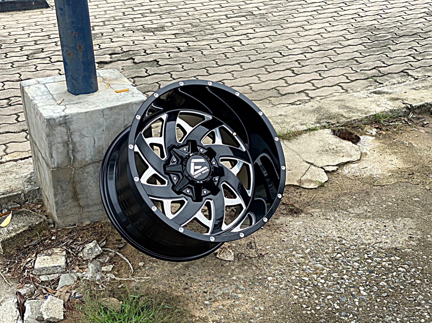 มาใหม่ EAGLE BL005 ขอบ20