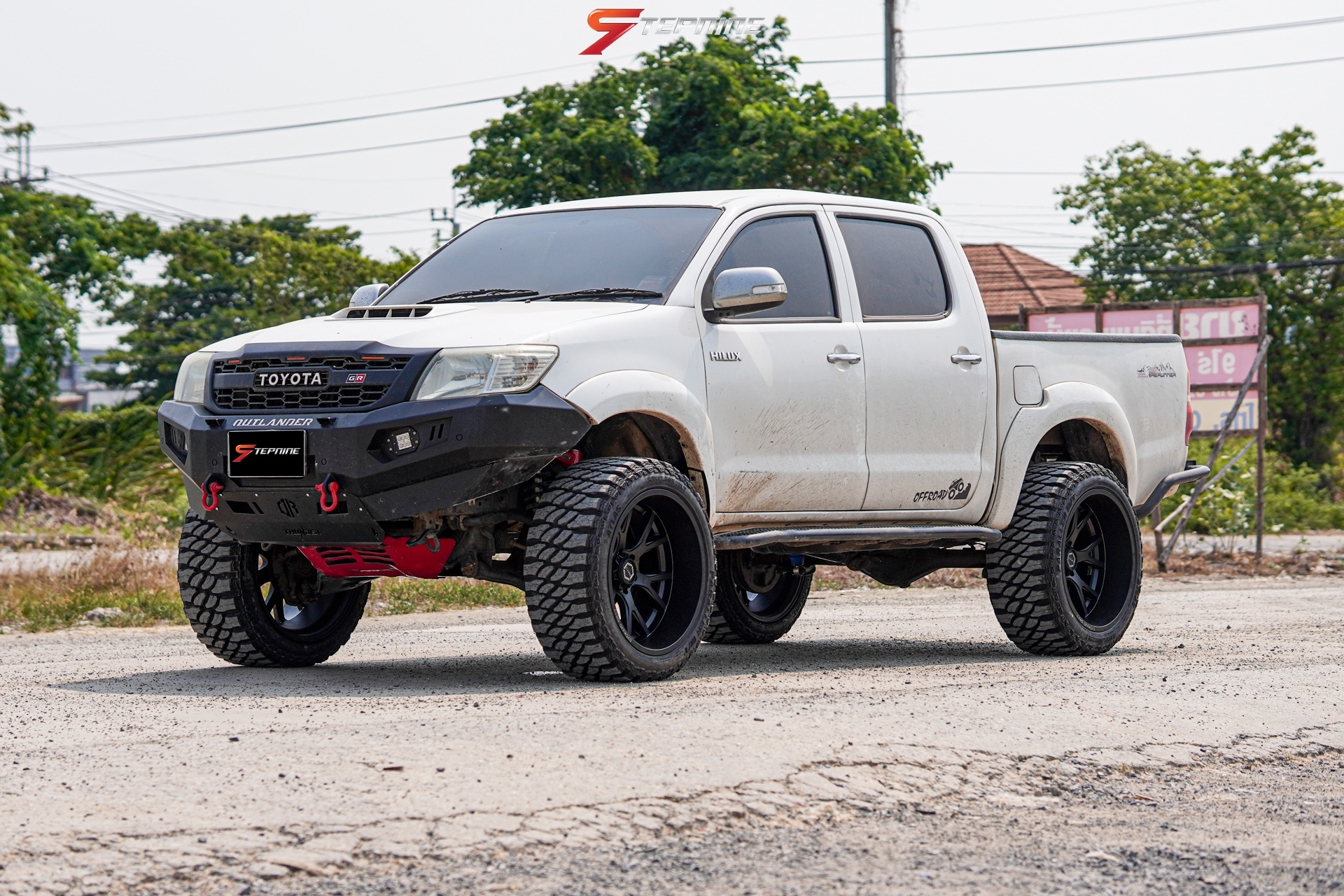 TOYOTA HILUX VIGO ทรงเมกา
