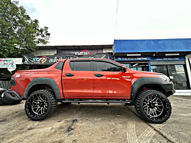 #TOYOTA_REVO จองคิวมาจากหนองบัวลำภู