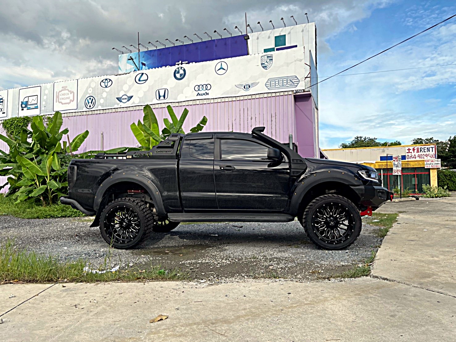 FORD RANGER จัดทรงเมกา ขอบ22 ที่ STEP9