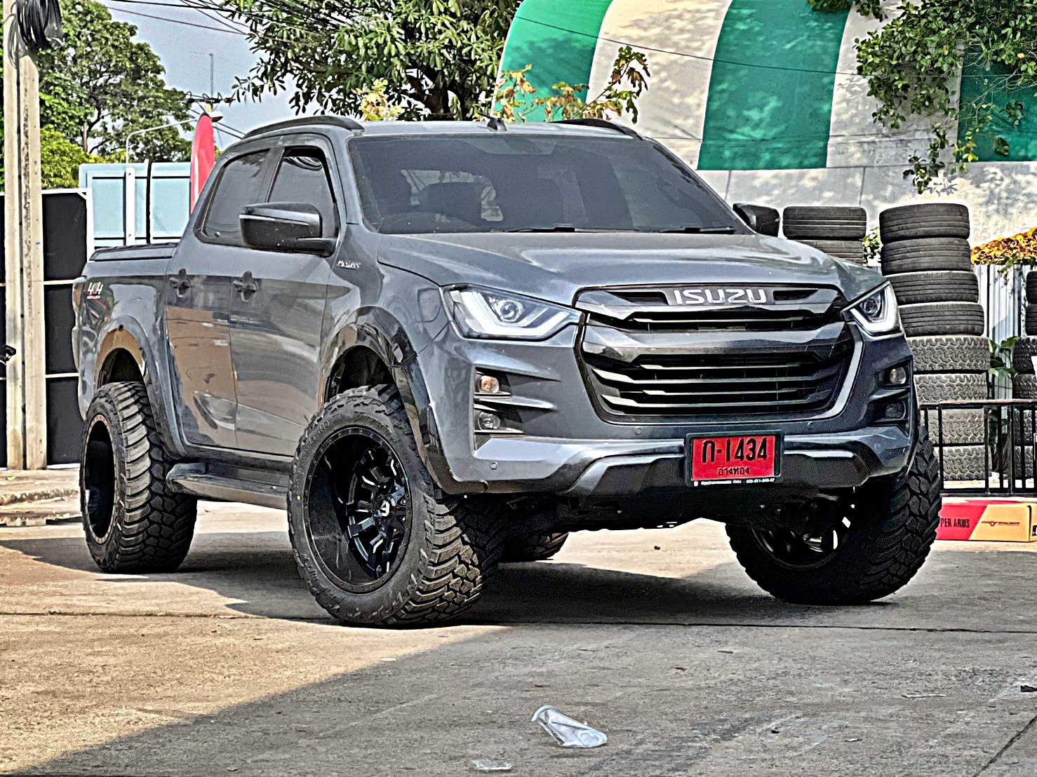 D-MAX ทรงเมกา จากอุธยา