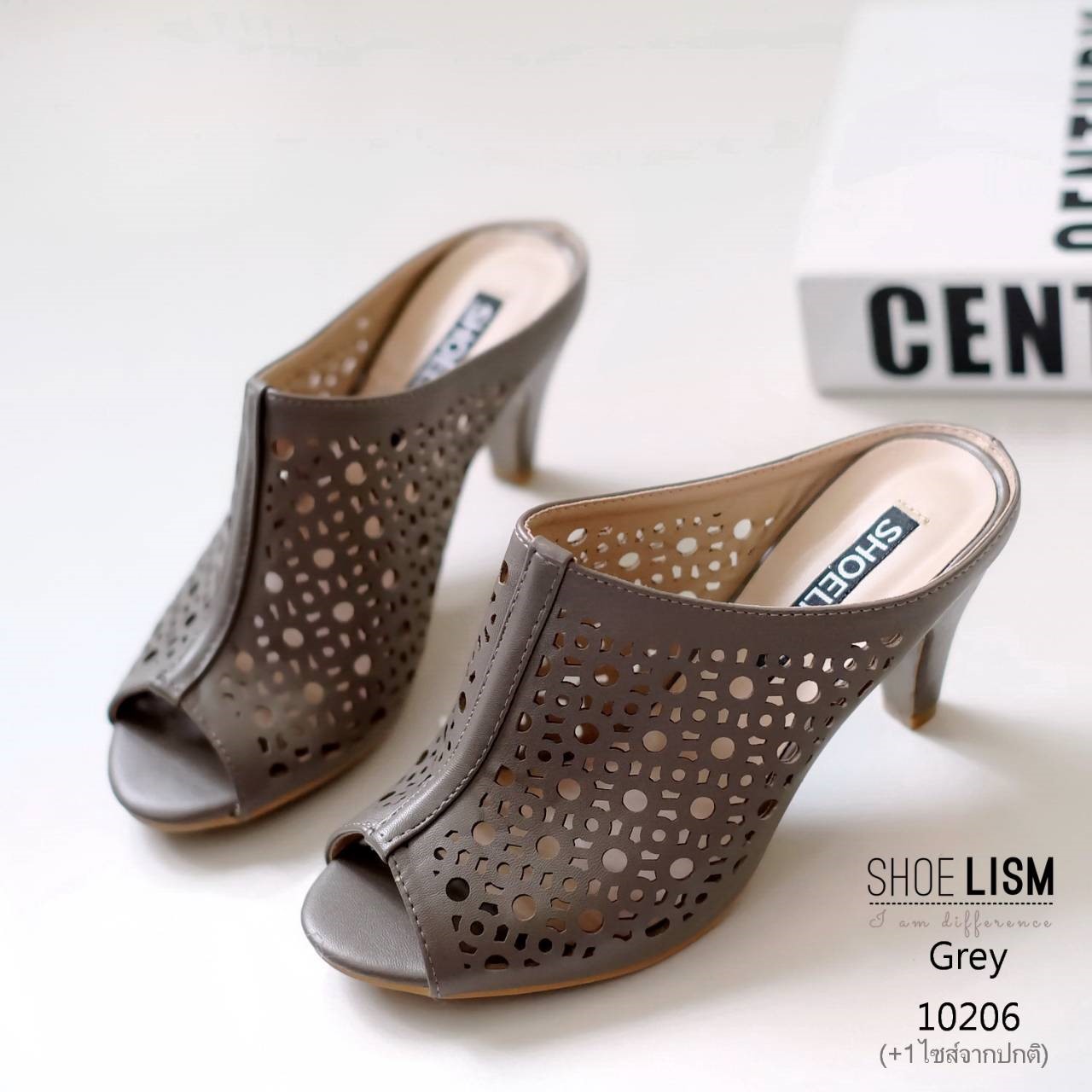 รองเท้าส้นสูงเปิดส้น ฉลุลาย