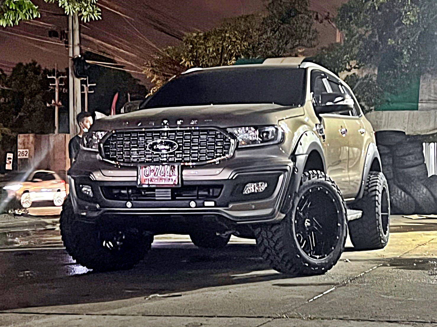 FORD_EVEREST_ทรงเมกา ที่ STEP9