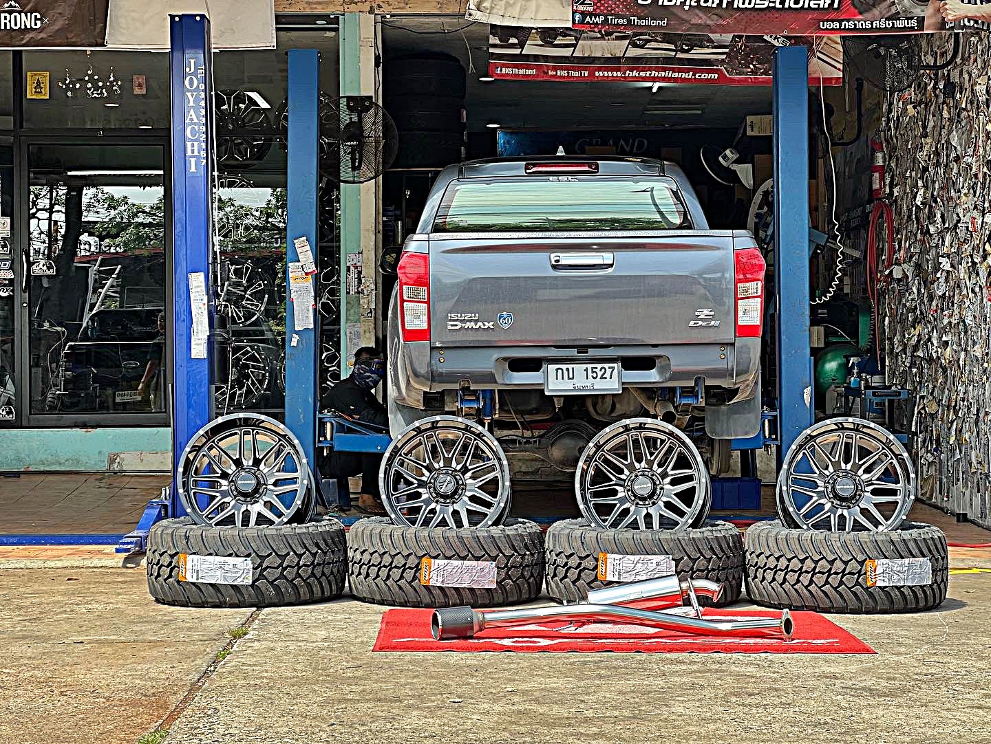 D_MAX_จองคิวมาจากจันทบุรี ทำทรงเมกาที่ STEP9