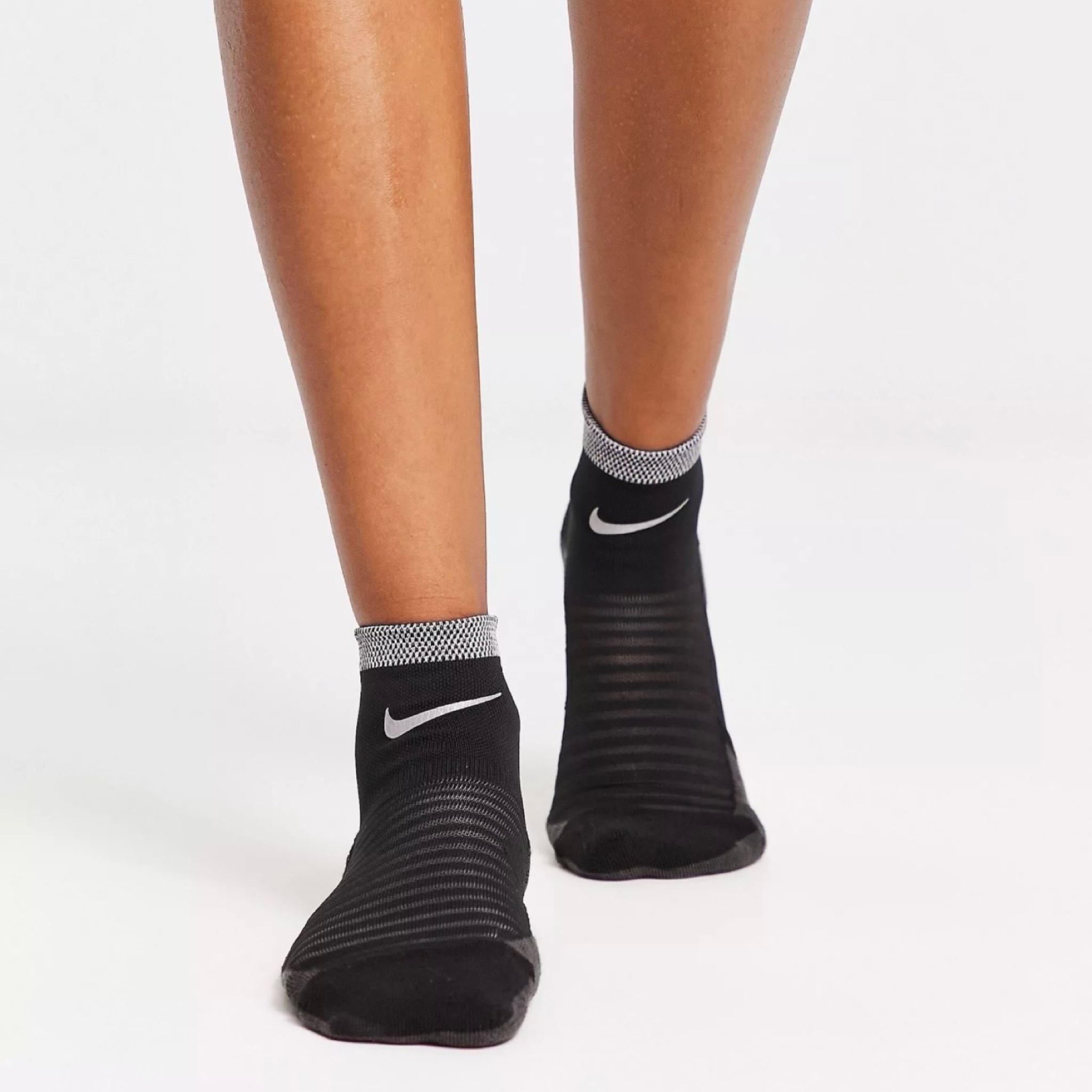 ถุงเท้าวิ่ง Nike Spark Cushioned Ankle Running Socks ‘BLACK’ (M,L)