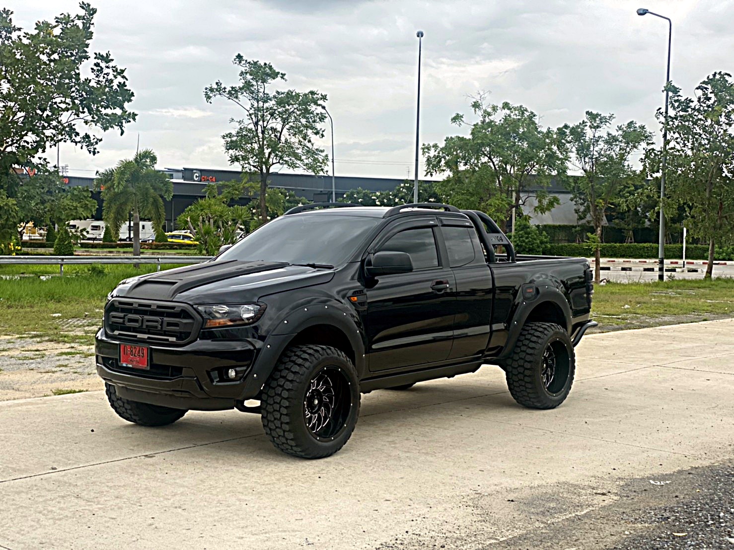 FORD ทรงเมกา ล้อเทพลึกสุดตาราง