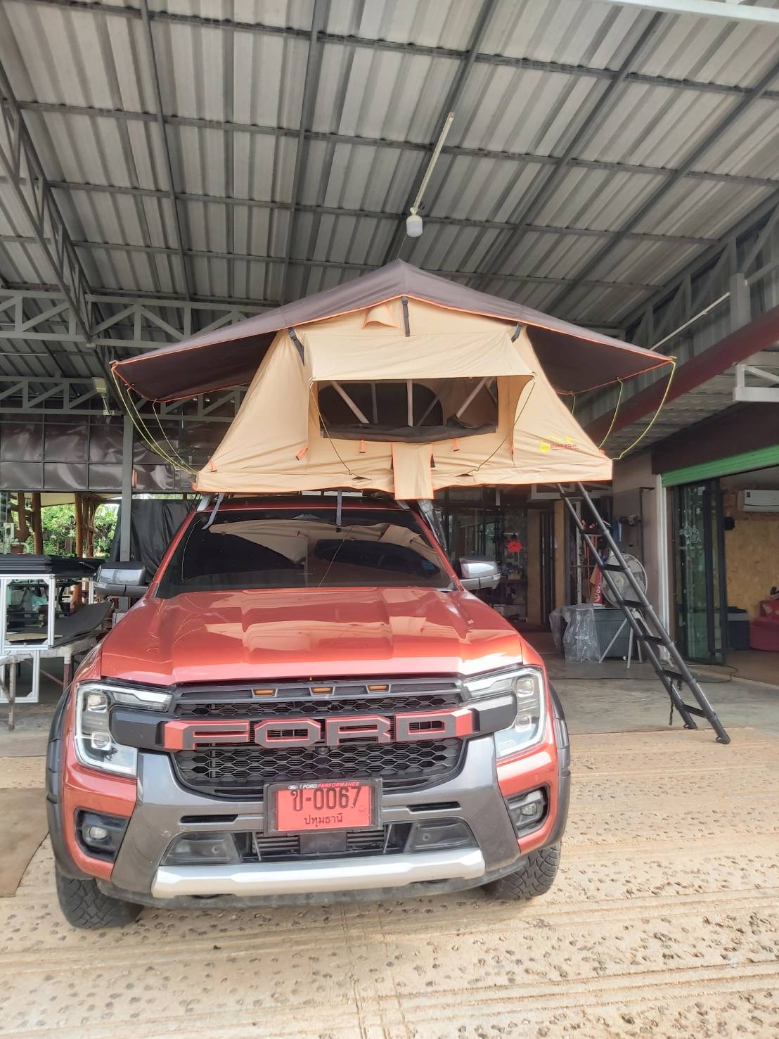 BLACK BIRD 1.6 - MaxX Equip เต็นท์หลังคารถ - ประเภทหลังคาอ่อน