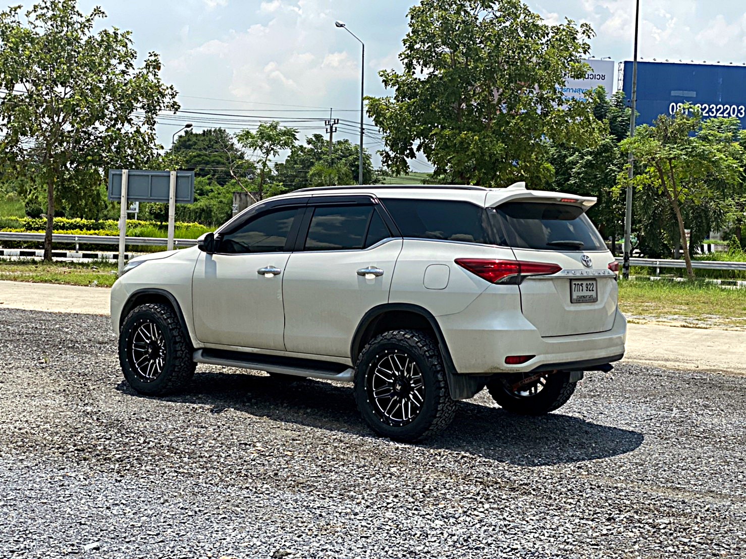 FORTUNER ล้อขอบ20 OFFROAD ที่ STEP9