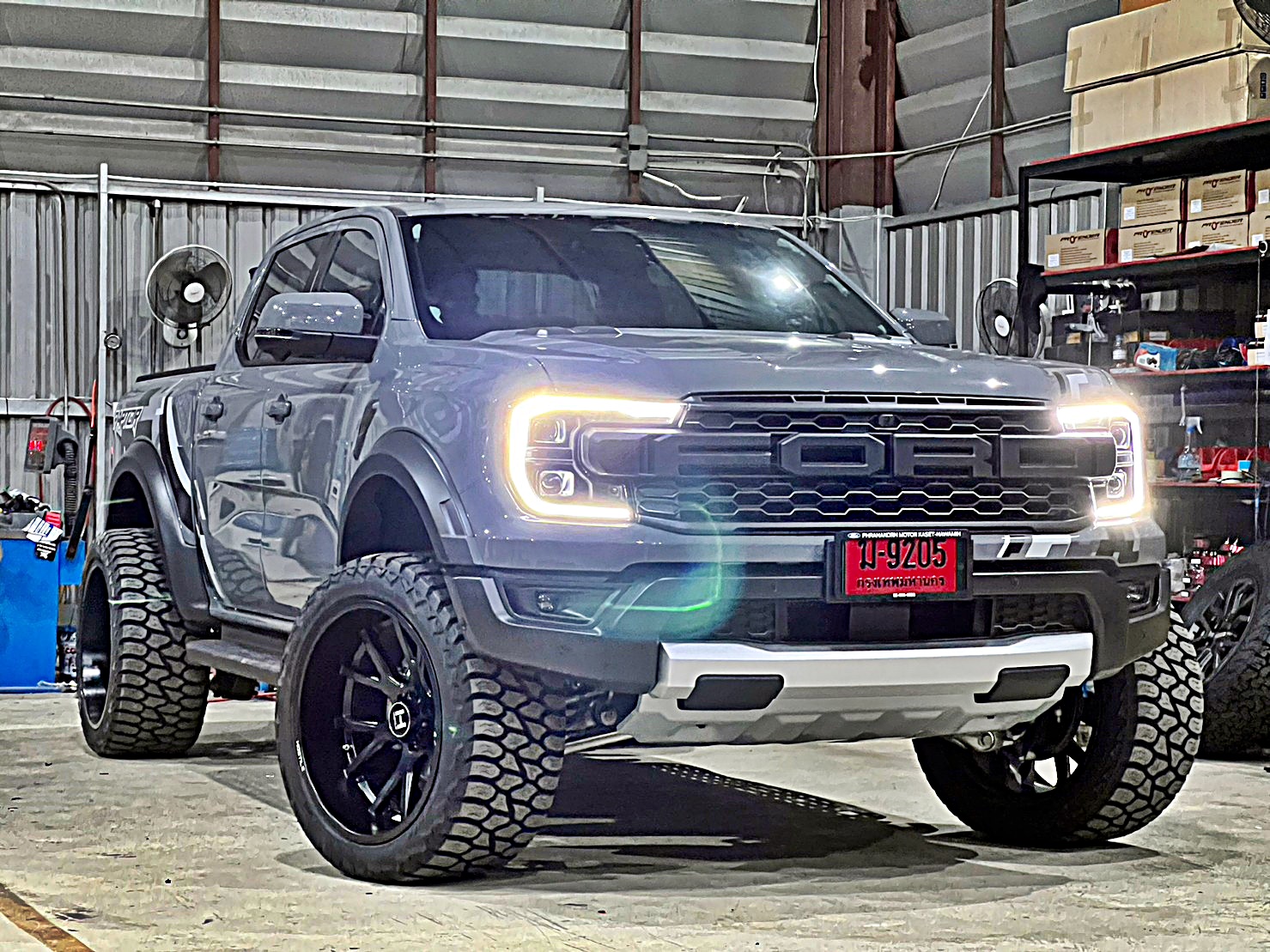 ส่งงาน RAPTOR V6 หล่อจบ ที่ Step9 ล้อแท้ HOSTILE H113