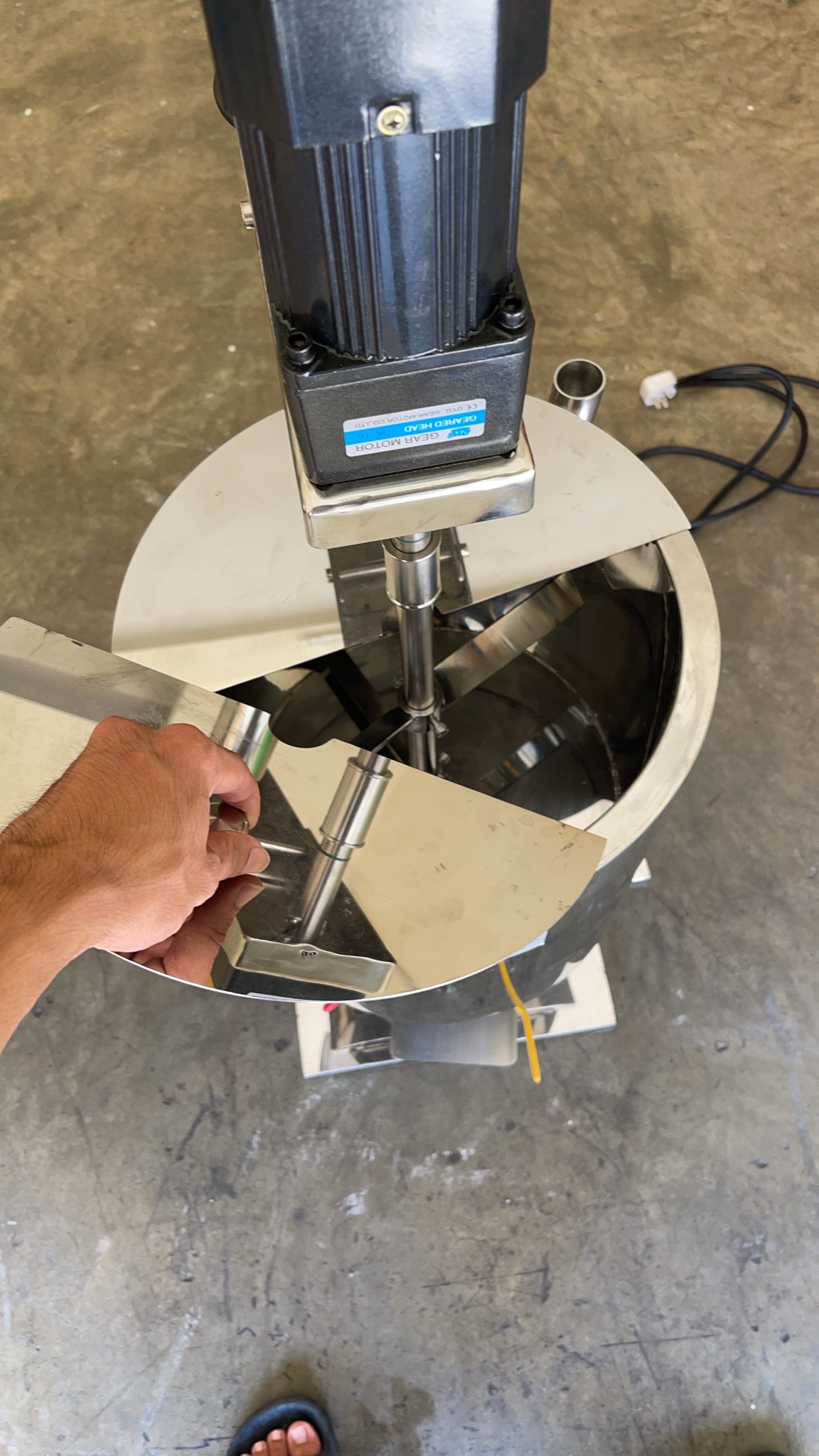 🌈13592 SLWT-20L เครื่องบรรจุลงโมลลิปสติก ขนาด 20 L