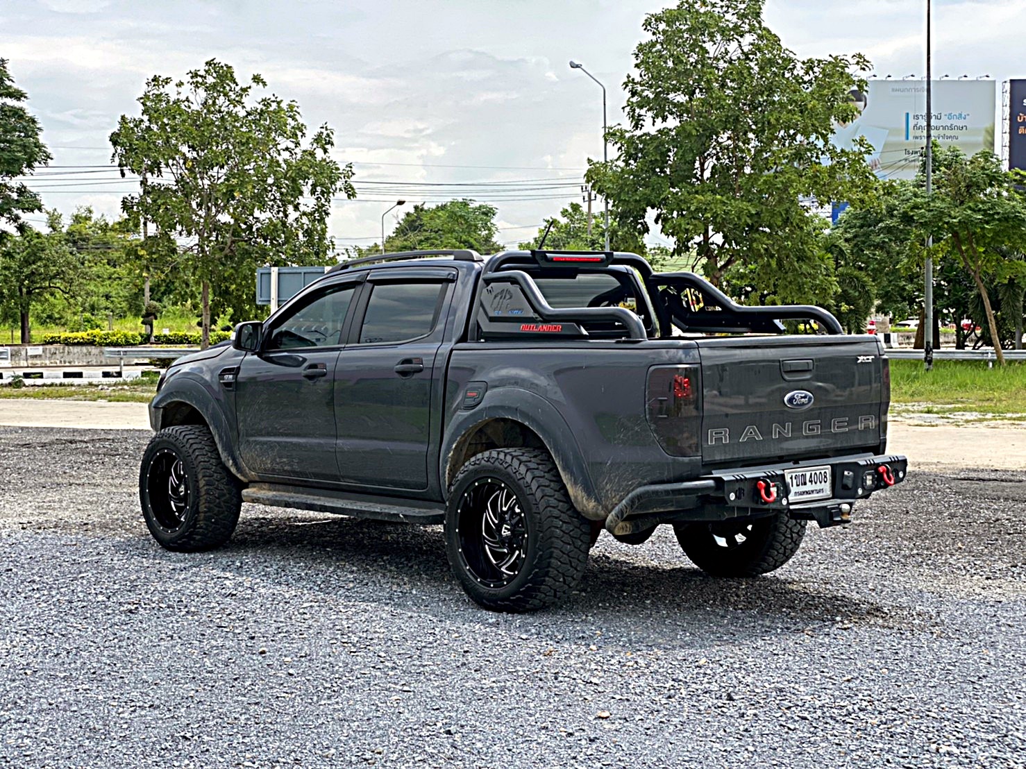 FORD จัดชุดใหม่ ทรงเมกาที่ STEP9