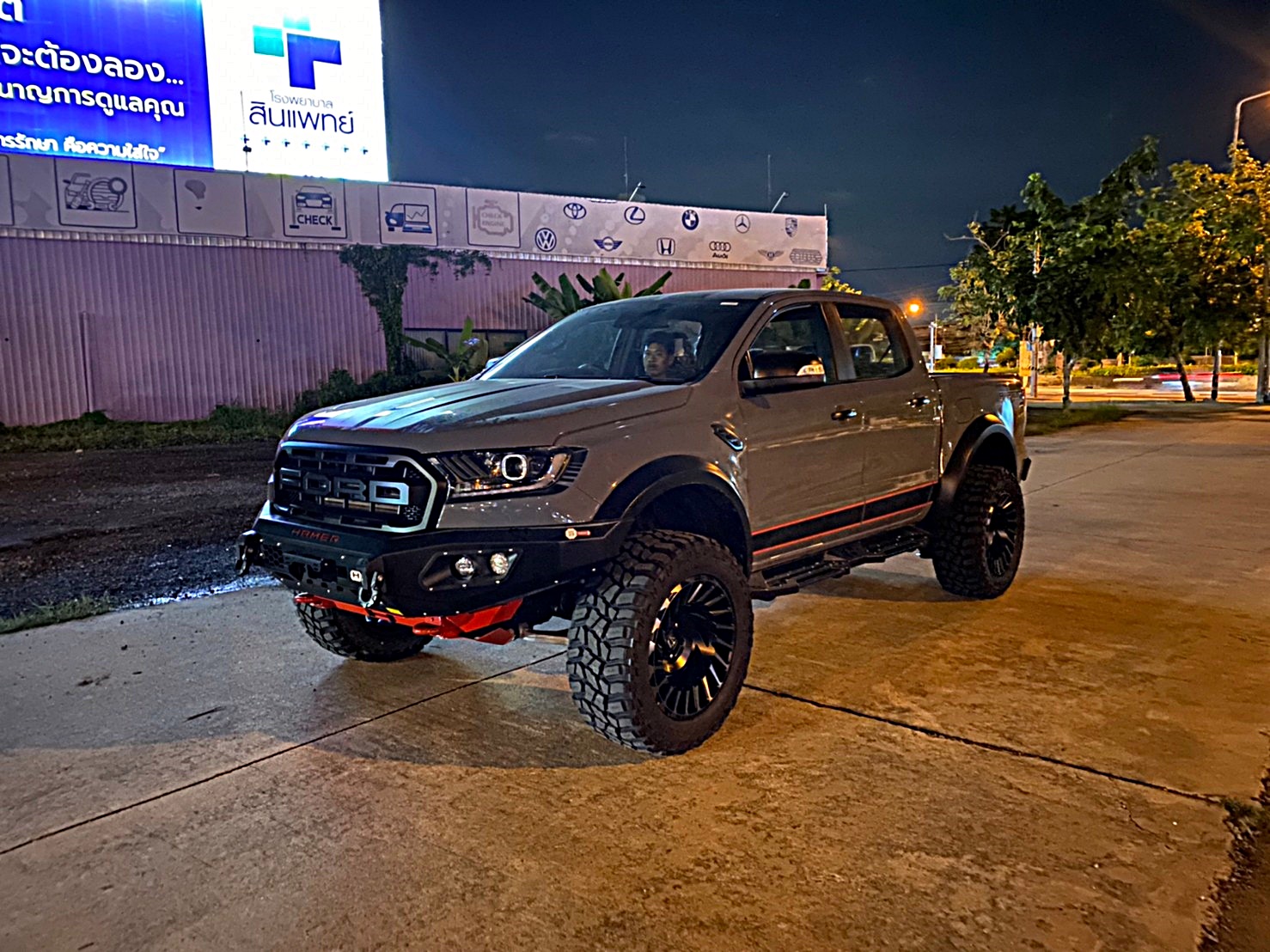 FORD RAPTOR โคตรหล่อที่ STEP9