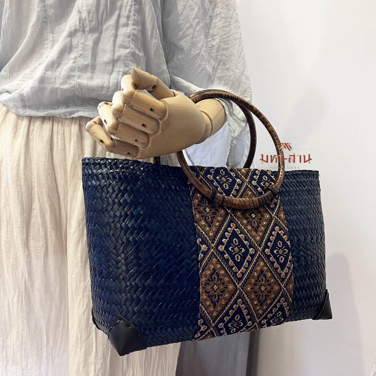 กระเป๋ากระจูดหูหวาย กระเป๋าถือ กระเป๋าผ้าไทย 👜