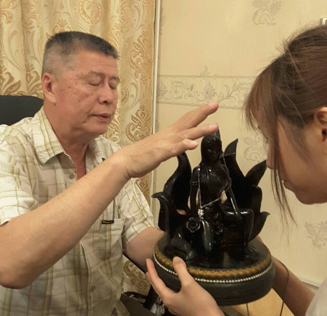 ประสบการณ์ ลงนะหน้าทองที่ประเทศฮ่องกง