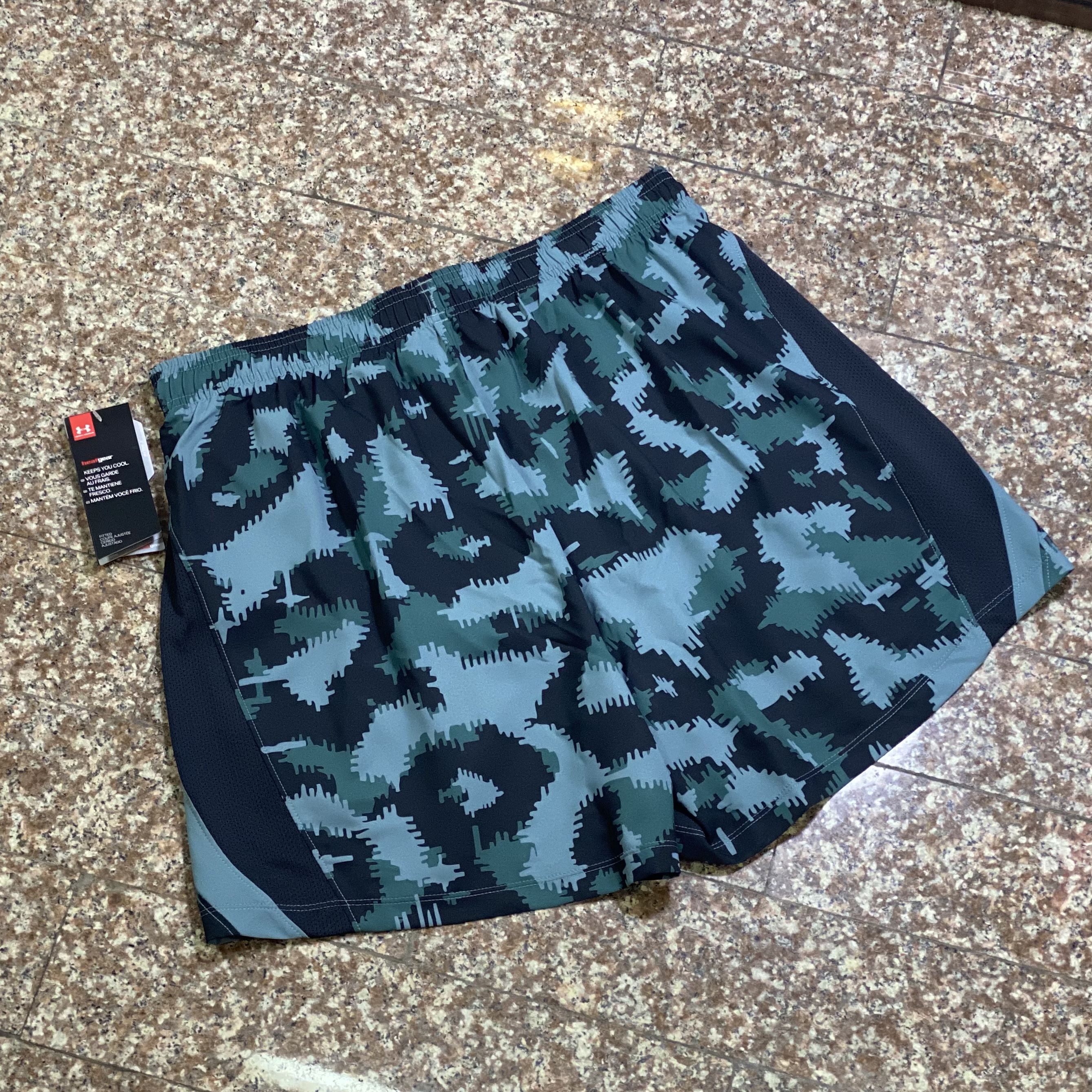 กางเกงวิ่ง Under Armour Launch SW 5” Running Shorts ‘CAMO’ (SM)