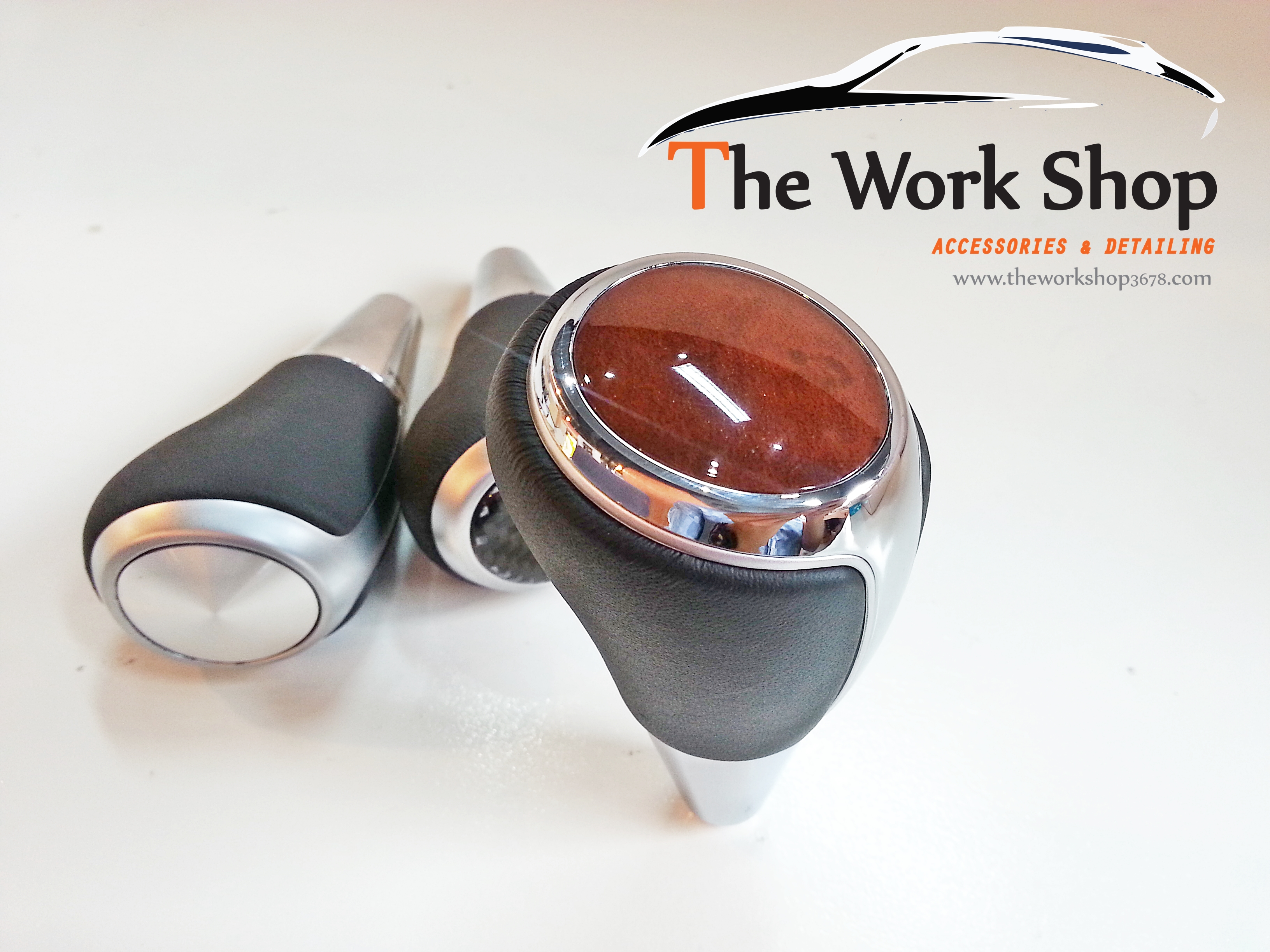 หัวเกียร์กลมหนังดำ ลายไม้ - Toyota Camry 14, Altis14, Vios 14