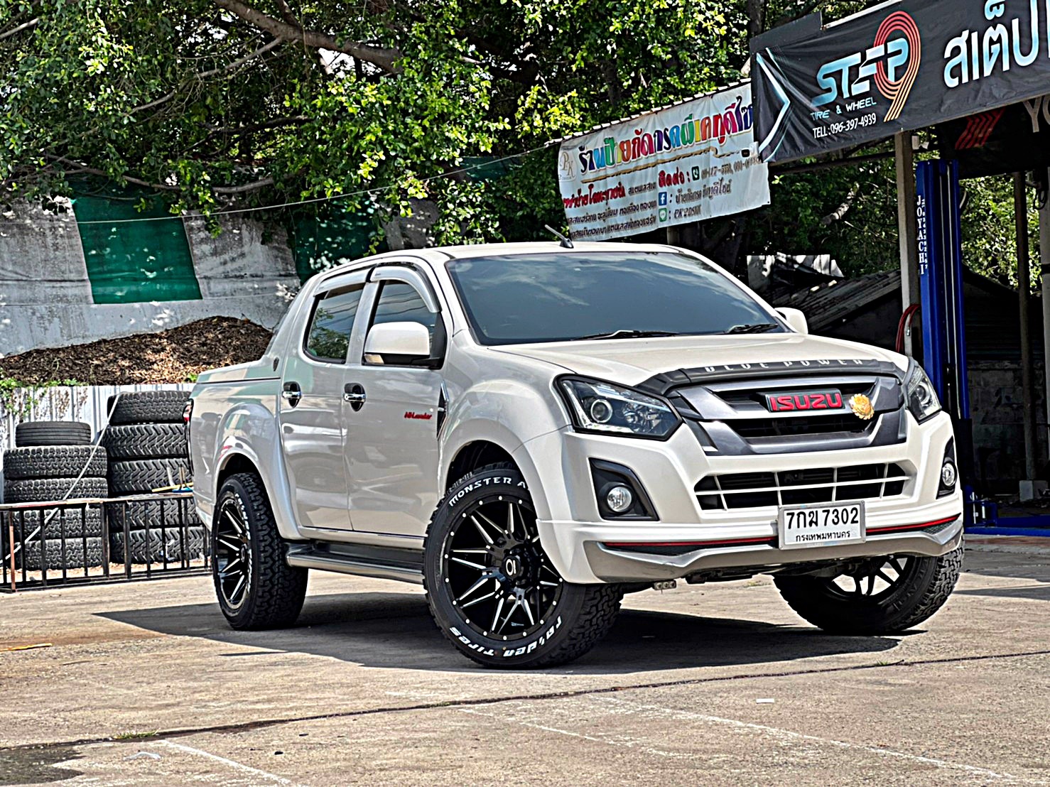 D-MAX แบบไม่ยก