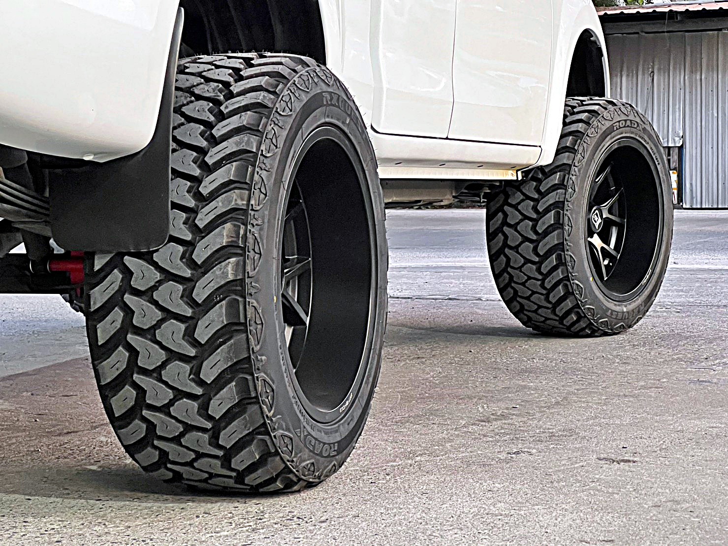 D-MAX ตัวเตี้ย ทำให้เป็นตัวสูง ทรงเมกา