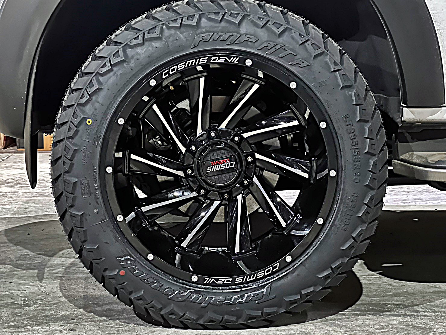 FORD EVEREST NEXTGEN ชุมพร แต่งทรงเมกาที่ STEP9