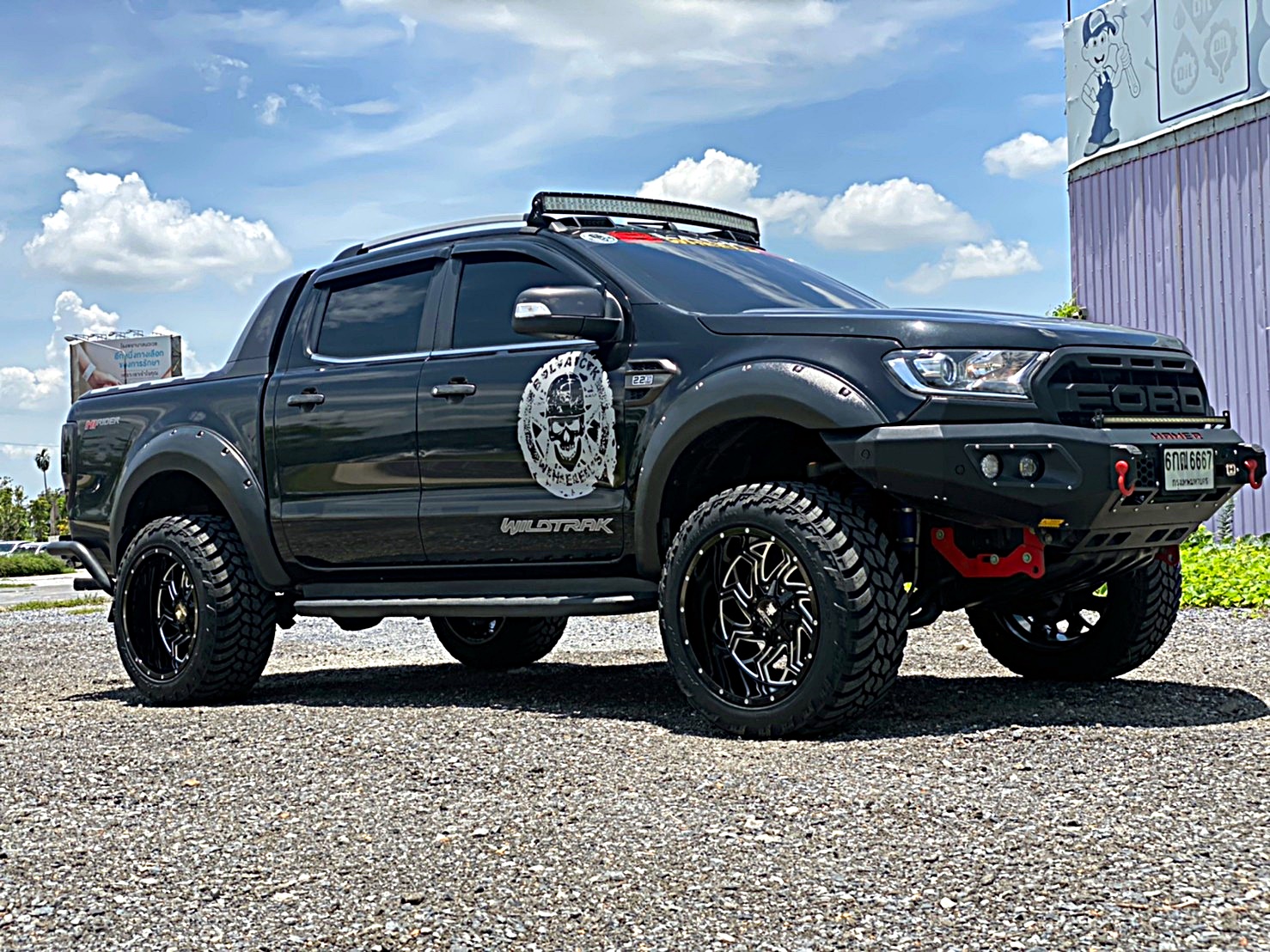 FORD WILDTRACK ทรงเมกา