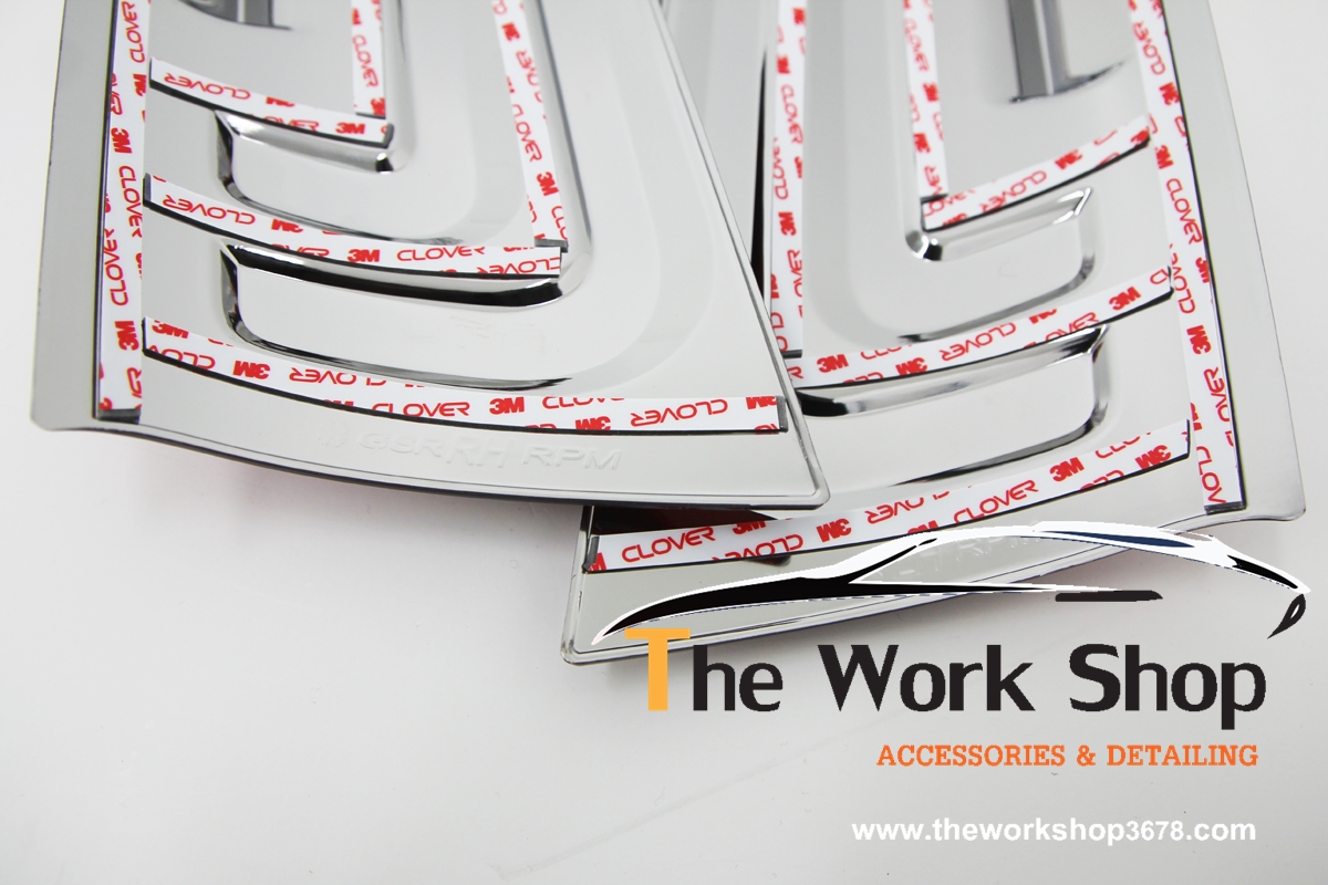 Red Pillar Molding for H-1 ( ทับทิมแดงแต่งเหนือไฟท้าย )