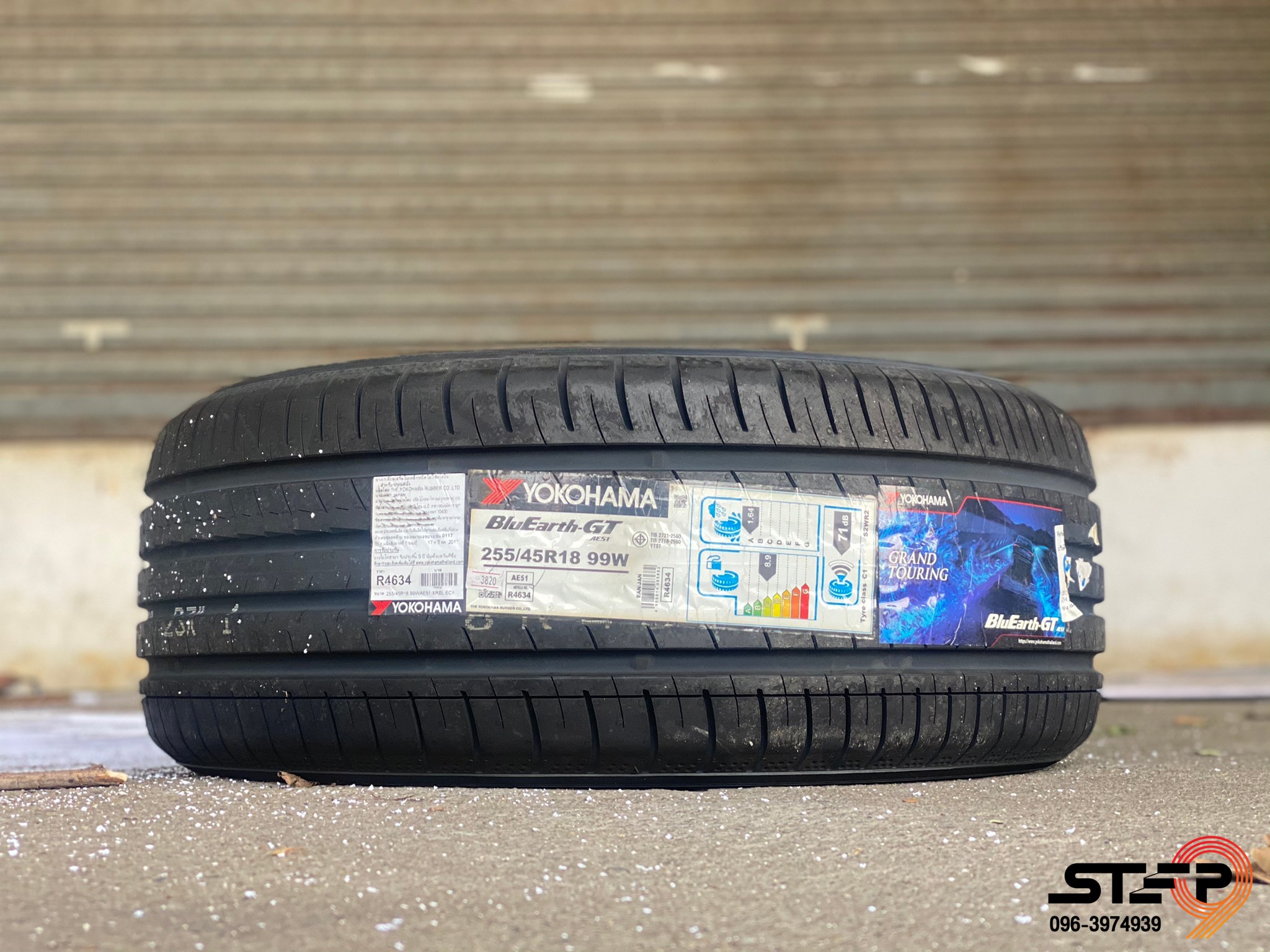 YOKOHAMA BLUEARTH-GT AE51 255/45-18 ราคาถูก ที่ STEP9