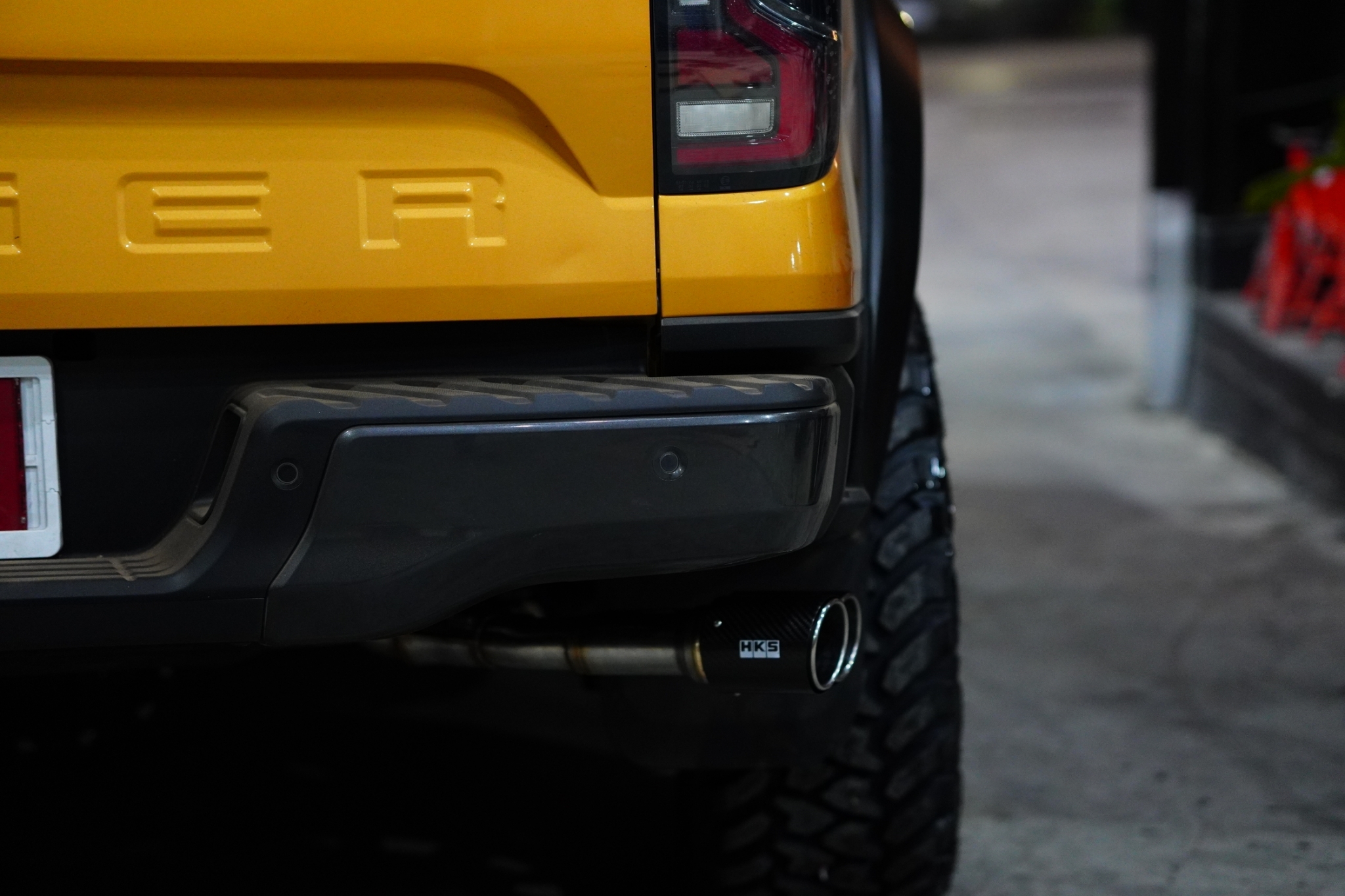 FORD RANGER NEXTGEN จองคิวมาจาก ชุมพร แต่งทรงเมกาที่ STEP9