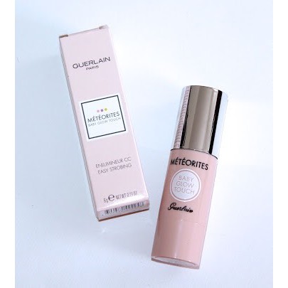นวัตกรรมใหม่!!! ใช้สะดวกพกพาสบาย ไฮไลท์ตัวดัง Guerlain ให้หน้ากระจ่างใส เม็ดมุกแบบสติก มี 2 สี Golden Glow , Rosy Glow
