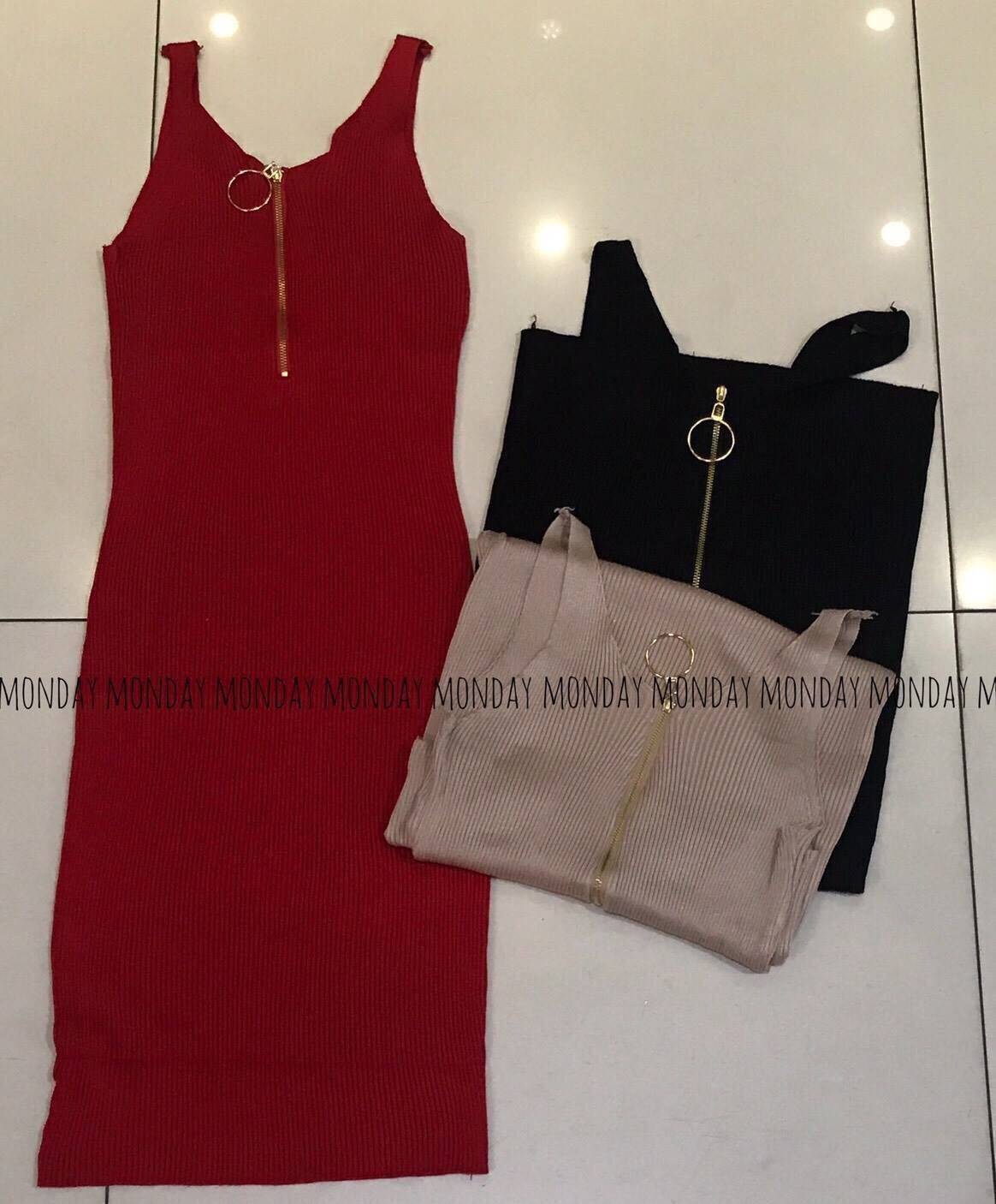 เดรสไหมพรม แต่งคอวี ซิปทอง