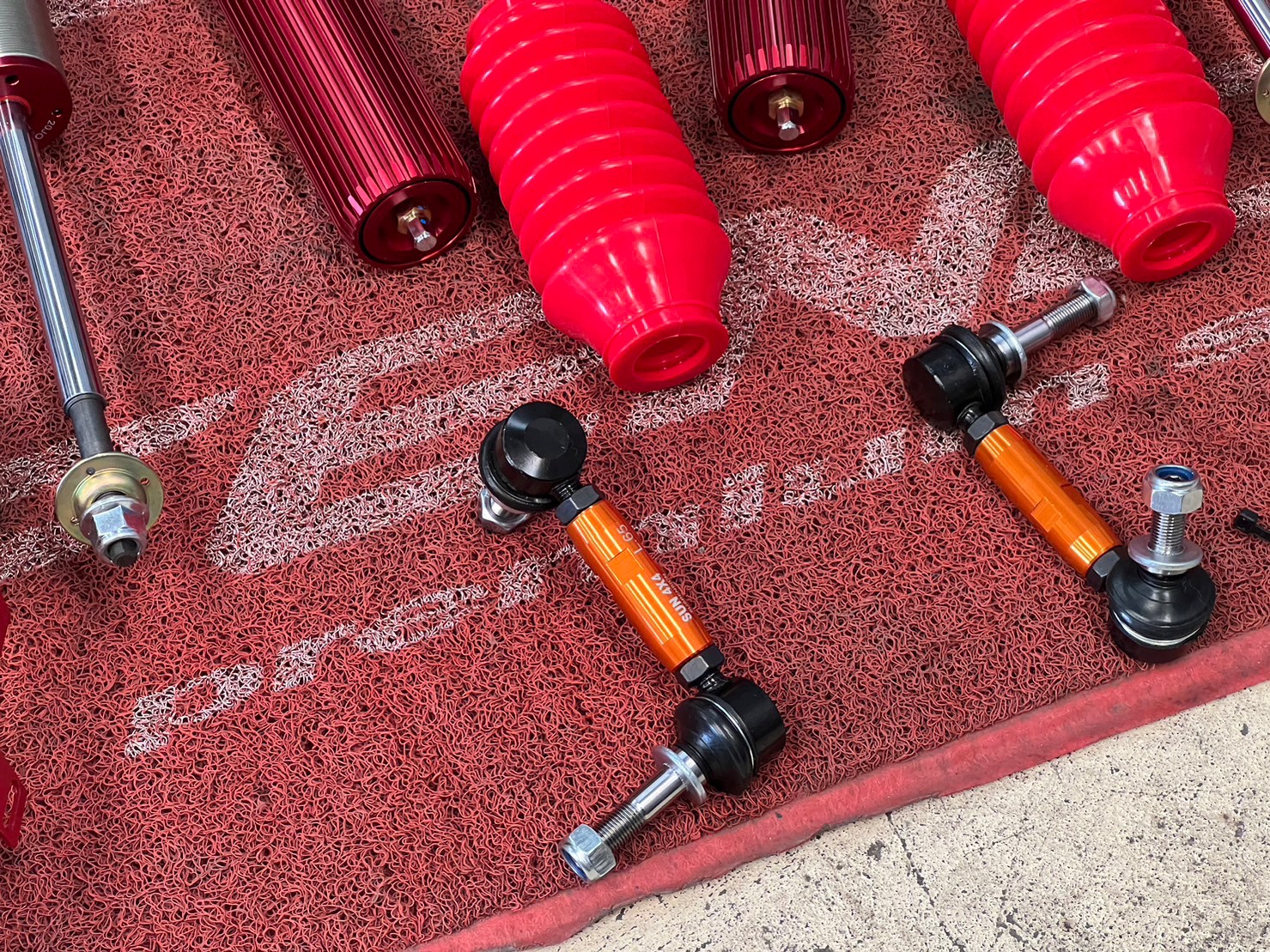 ISUZU MU-X แต่งทรงเมกาที่ STEP9