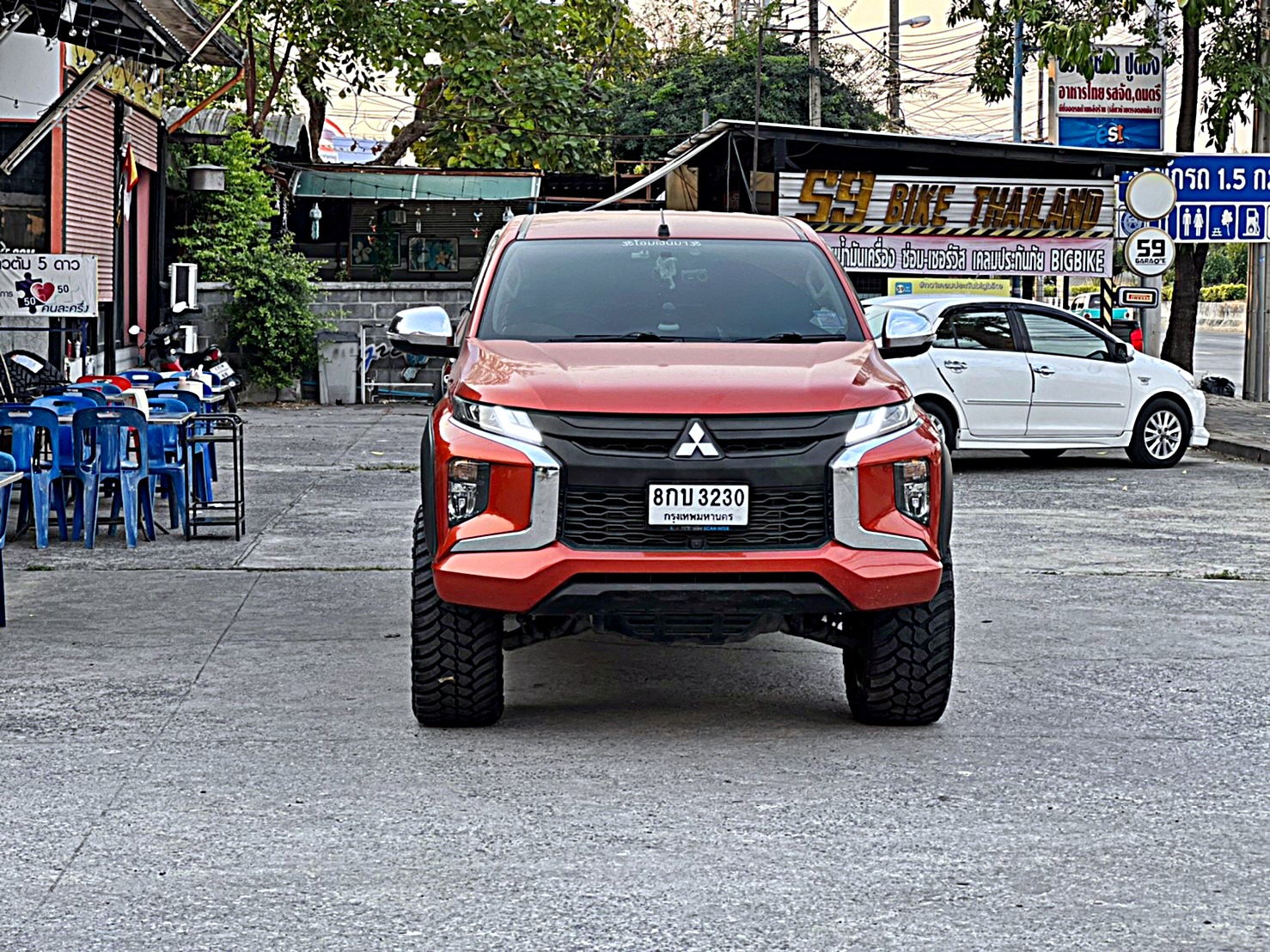 TRITON ทรงเมกา