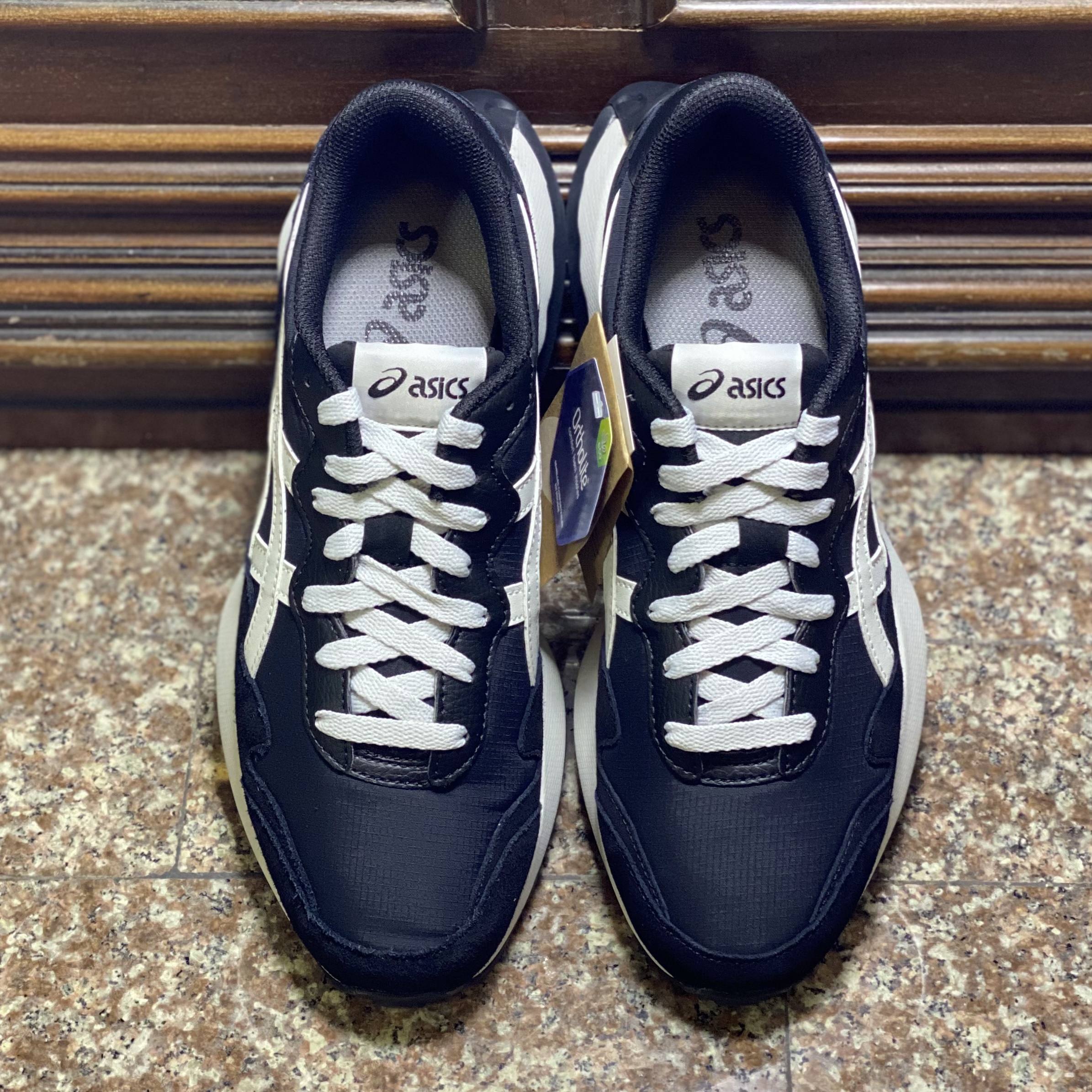 รองเท้า ASICS Jogger X81 ’BLACK‘ (M9.5US)