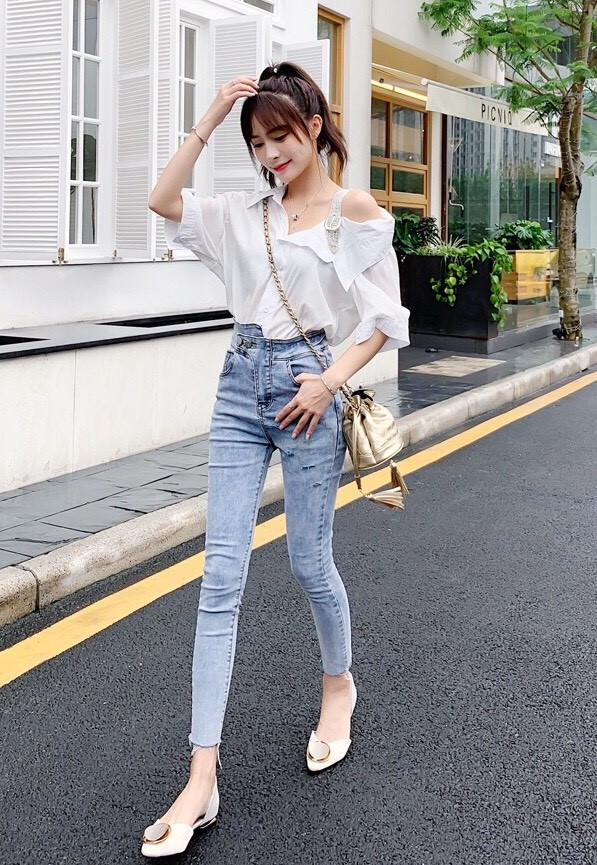 เสื้อเชิ้ตแต่งเพชร