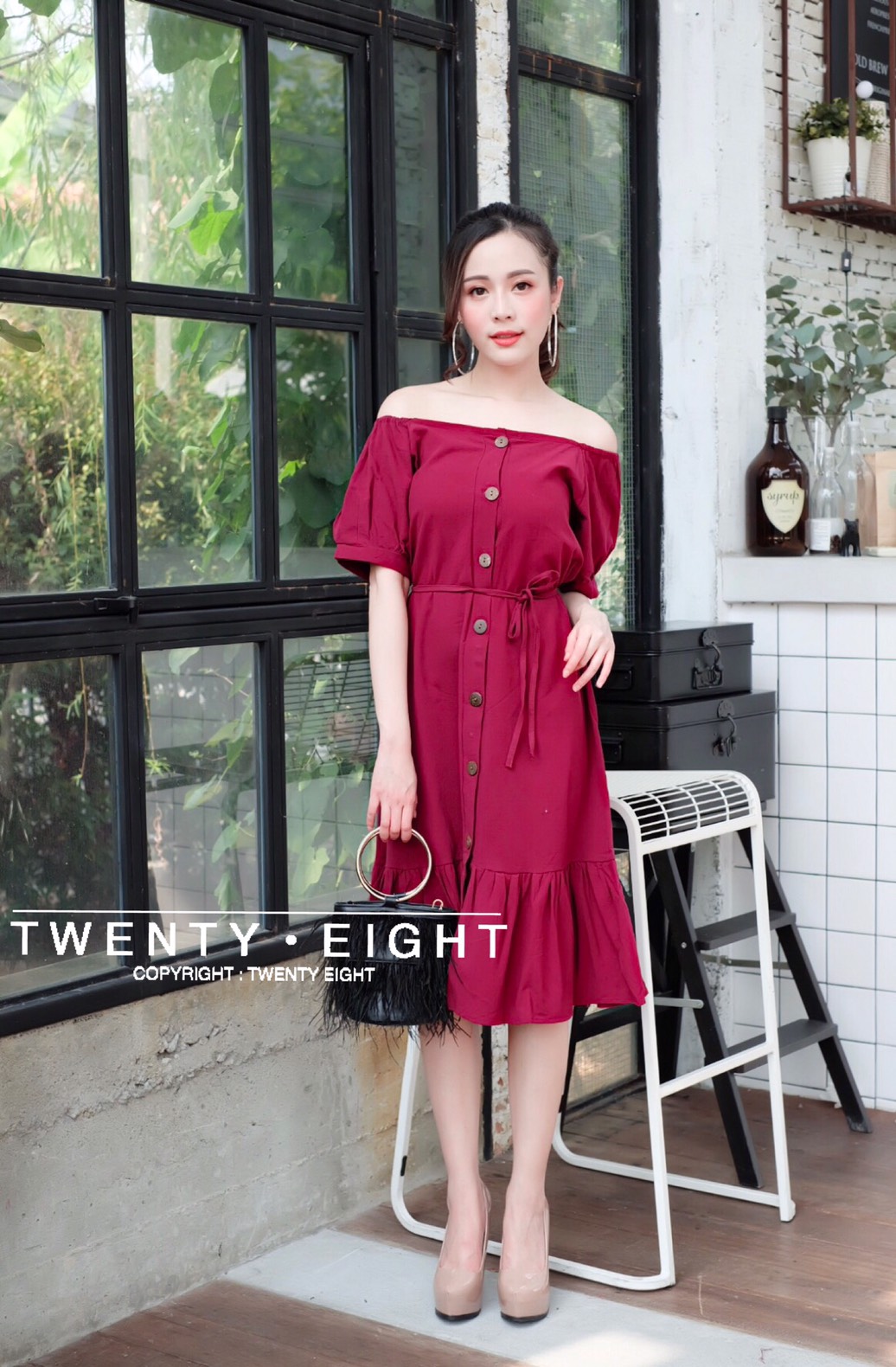 เดรสยาวสีพื้นน่ารัก