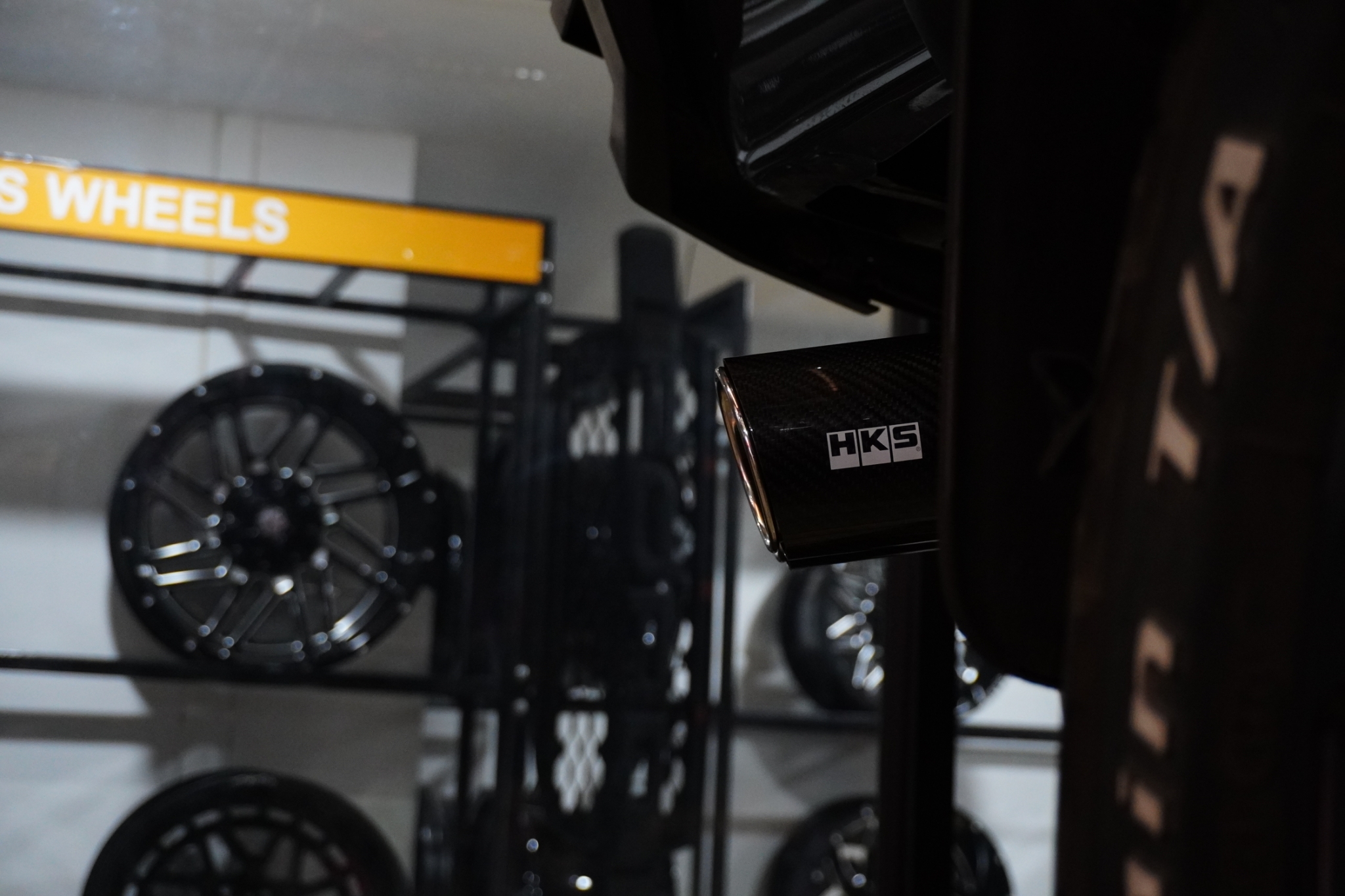 ท่อ HKS จากญี่ปุ่น Side muffler Twin Crb 𝙃𝙆𝙎 𝙇𝙀𝙂𝘼𝙈𝘼𝙓 TOYOTA REVO