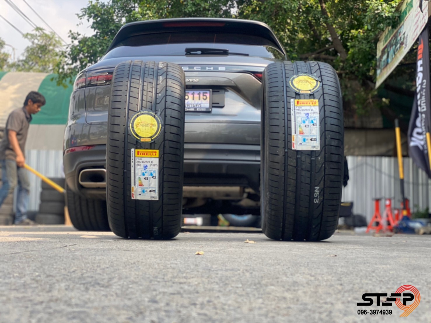 PIRELLI PZERO 285/40-21 ราคาถูกสุดที่ STEP9