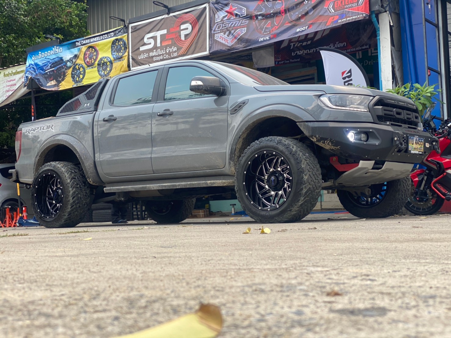 FORD RAPTOR จากสระบุรี จัดล้อออฟโหดๆๆ ที่ STEP9