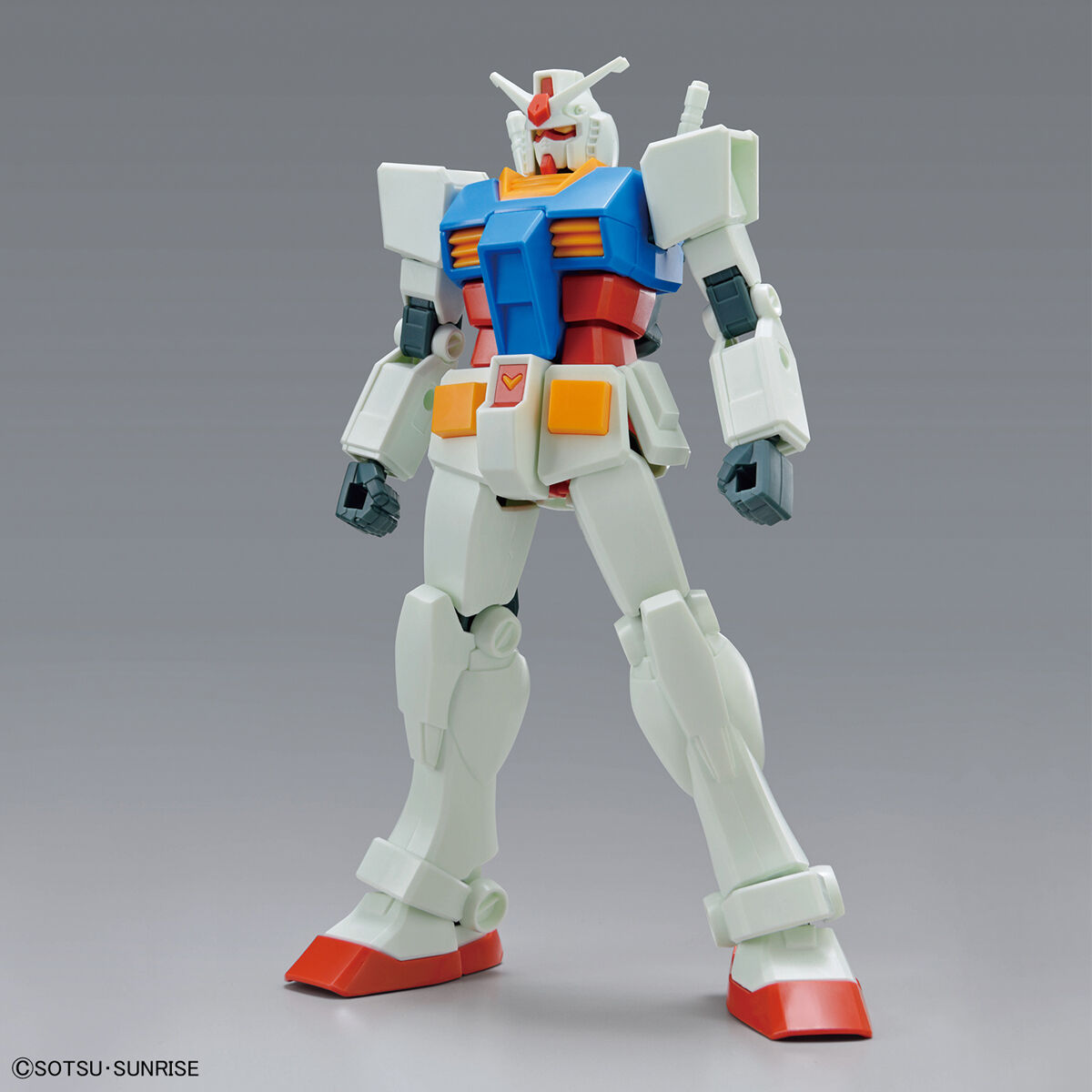 ENTRY GRADE 1/144 RX-78-2 Gundam (Full Weapon Set)