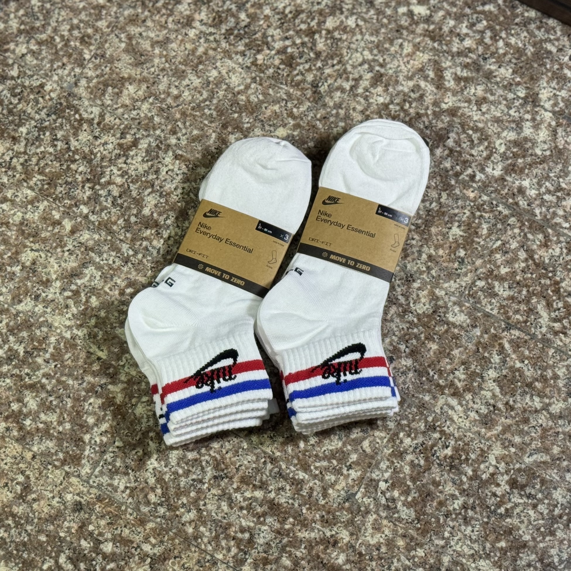 ถุงเท้า Nike EveryDay Essential Graphic Socks #แพค3คู่ (L)