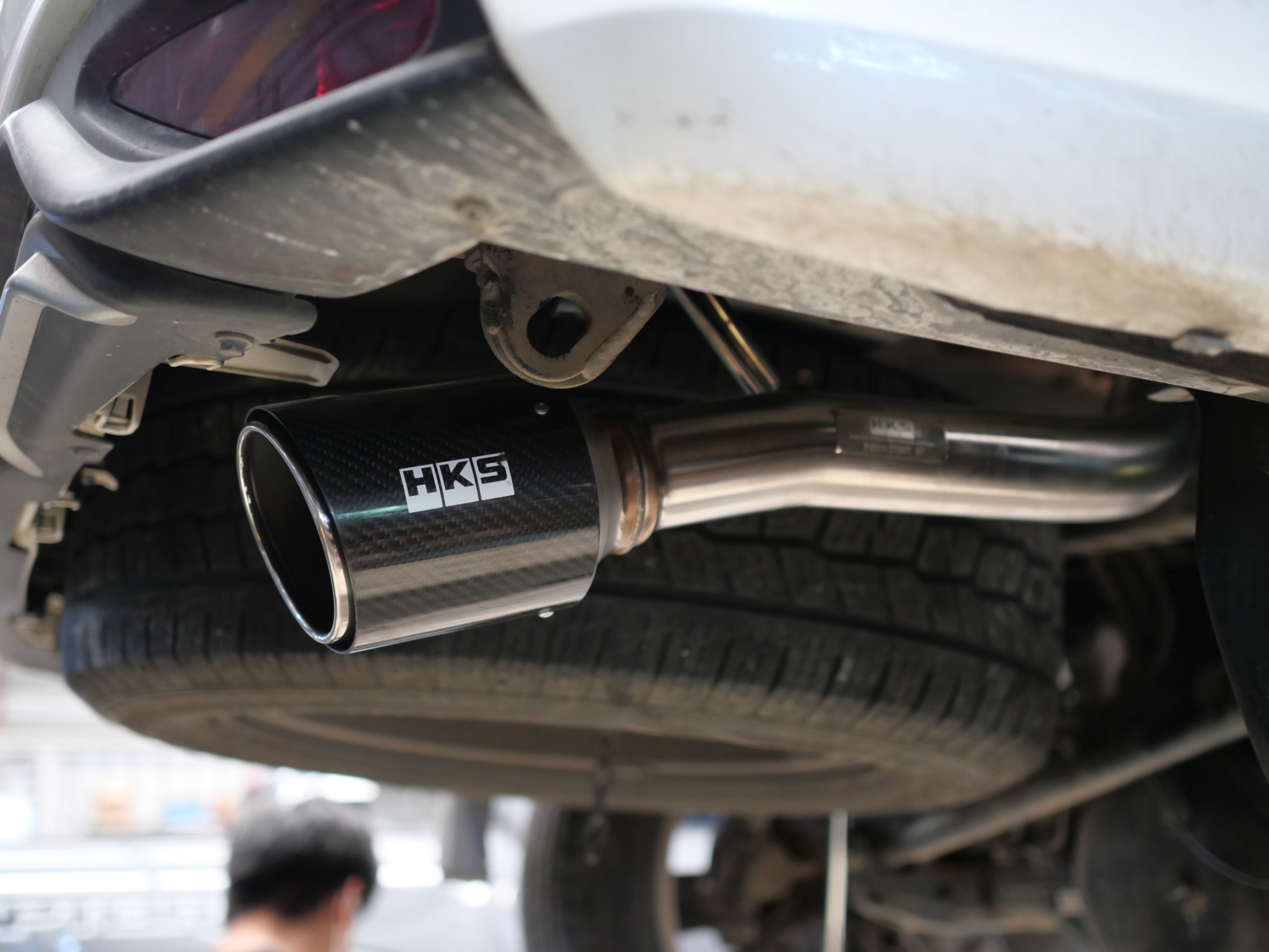 ท่อ HKS ปลายคาร์บอนใส่ FORTUNER ของแท้ที่ STEP9 เท่านั้น