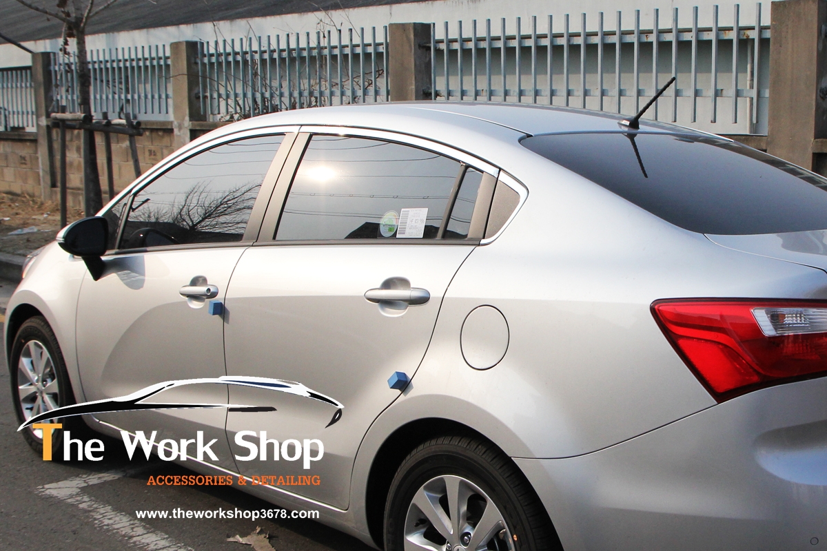 C Pillar Molding for Rio 4 Door ( โครเมี่ยมแต่งขอบกระจกหลัง )