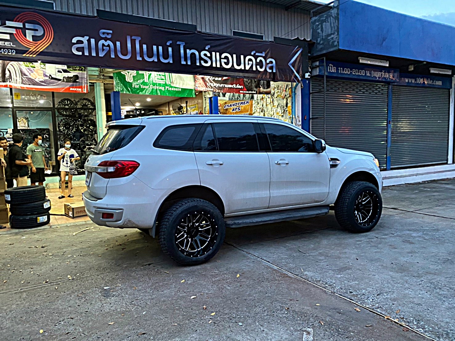 EVEREST ทรงเมกาขอบ20 ที่ STEP9